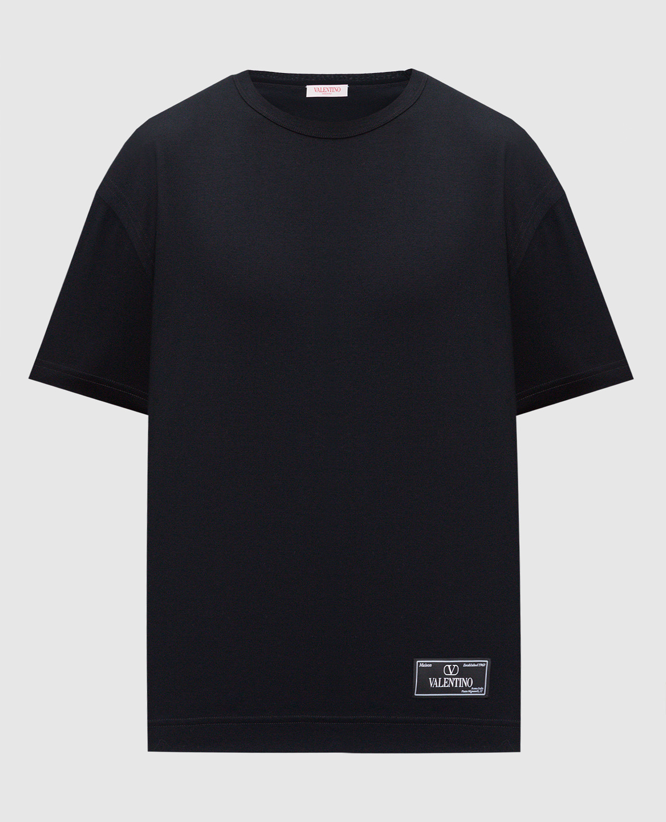 Black t-shirt with logo patch valentino