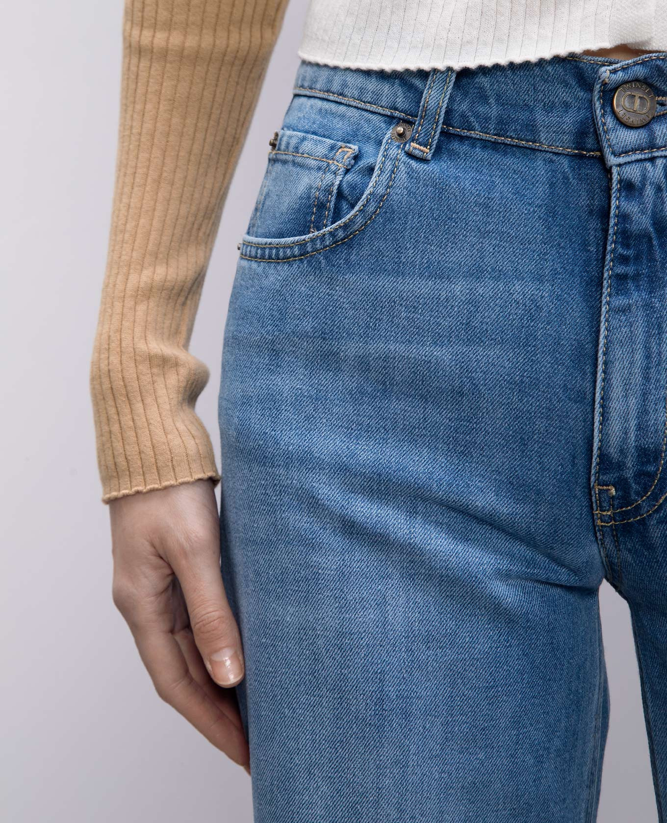 

Blue jeans with logo patch Twinset, Light blue