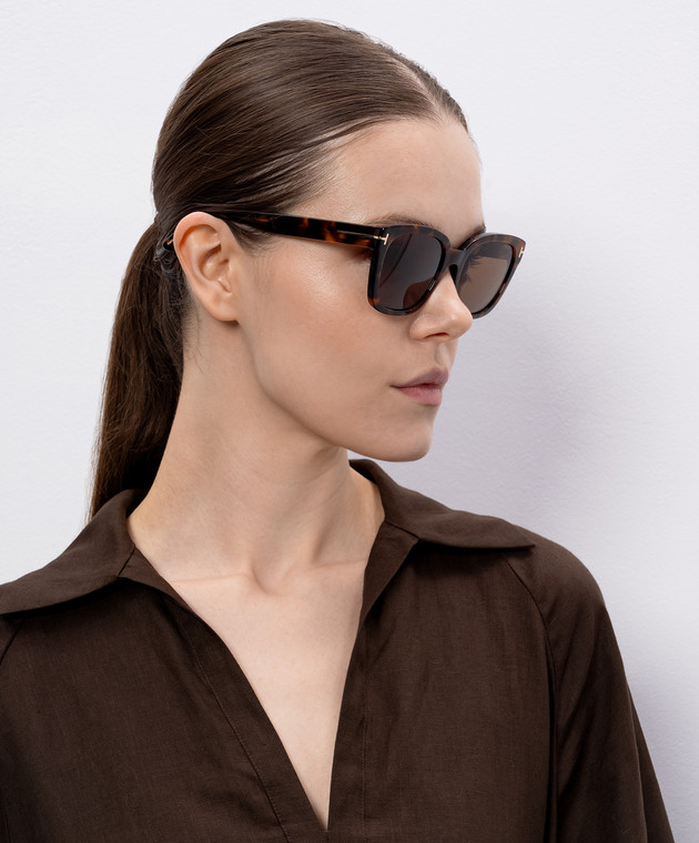 Tom Ford - Haylay brown sunglasses FT12165352H - shop with  display picture 1
