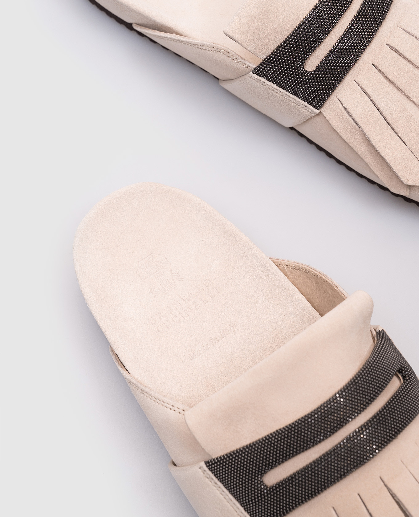 

Beige suede mules with monil chain Brunello Cucinelli