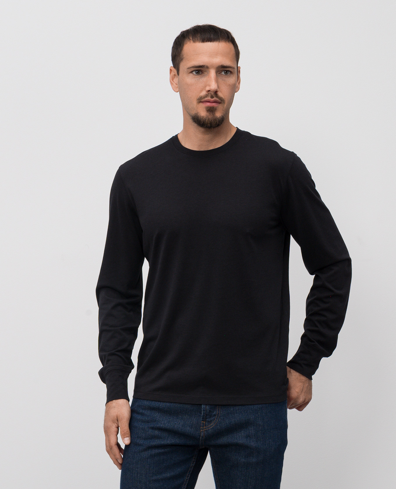 

Black long sleeve with logo Tom Ford