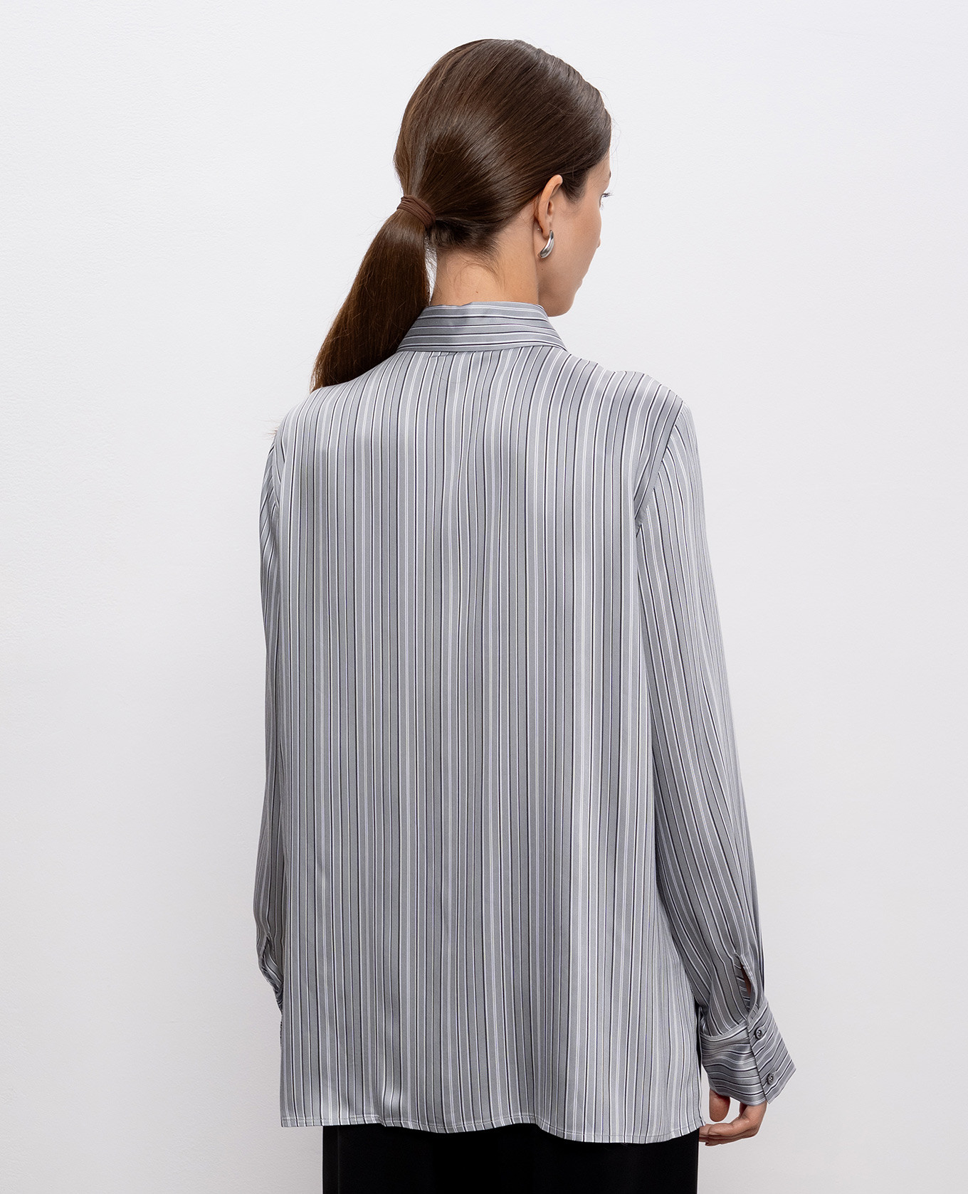 

Gray striped silk shirt Peserico, Grey