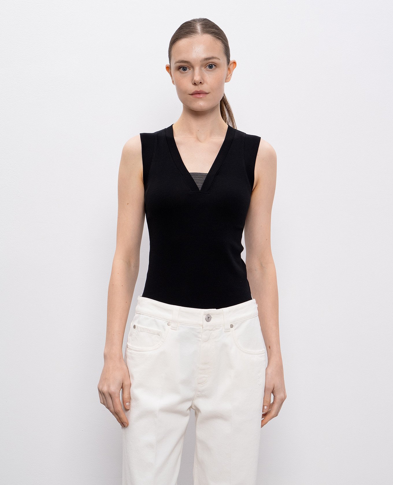

Black ribbed top with monil chain Brunello Cucinelli