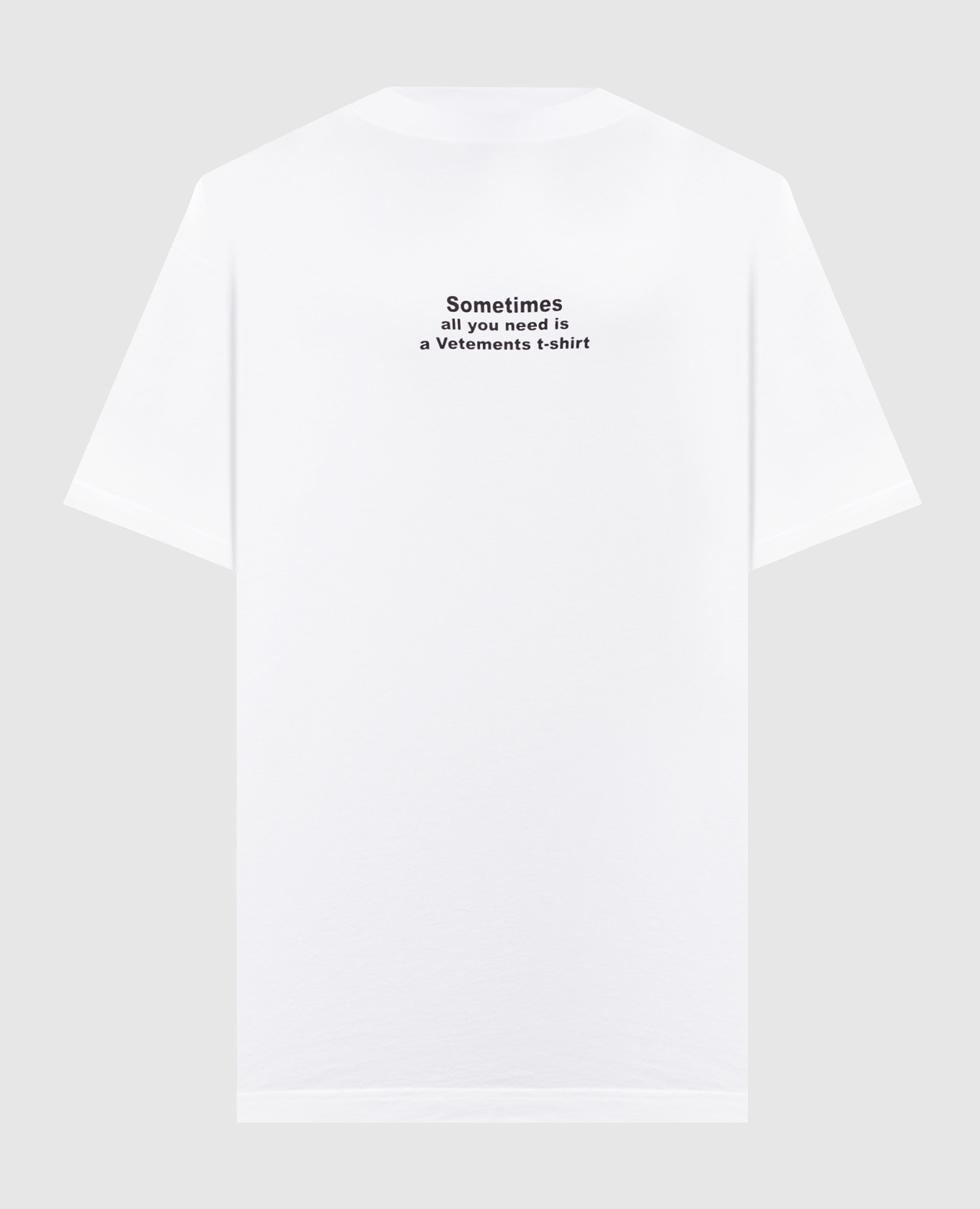 White t-shirt with contrasting print vetements