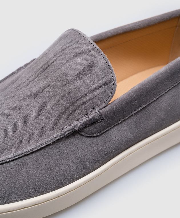 BRUNELLO CUCINELLI スリッフオン アンクルフツ MZOLG2745P C101 Brunello Cucinelli - Grey suede slip-ons with logo emblem