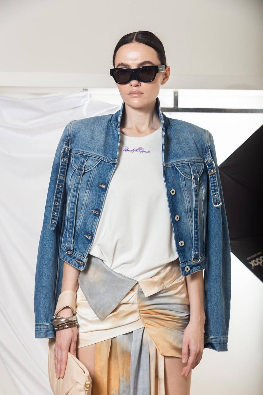 

Blue denim jacket with a distressed effect Off-White