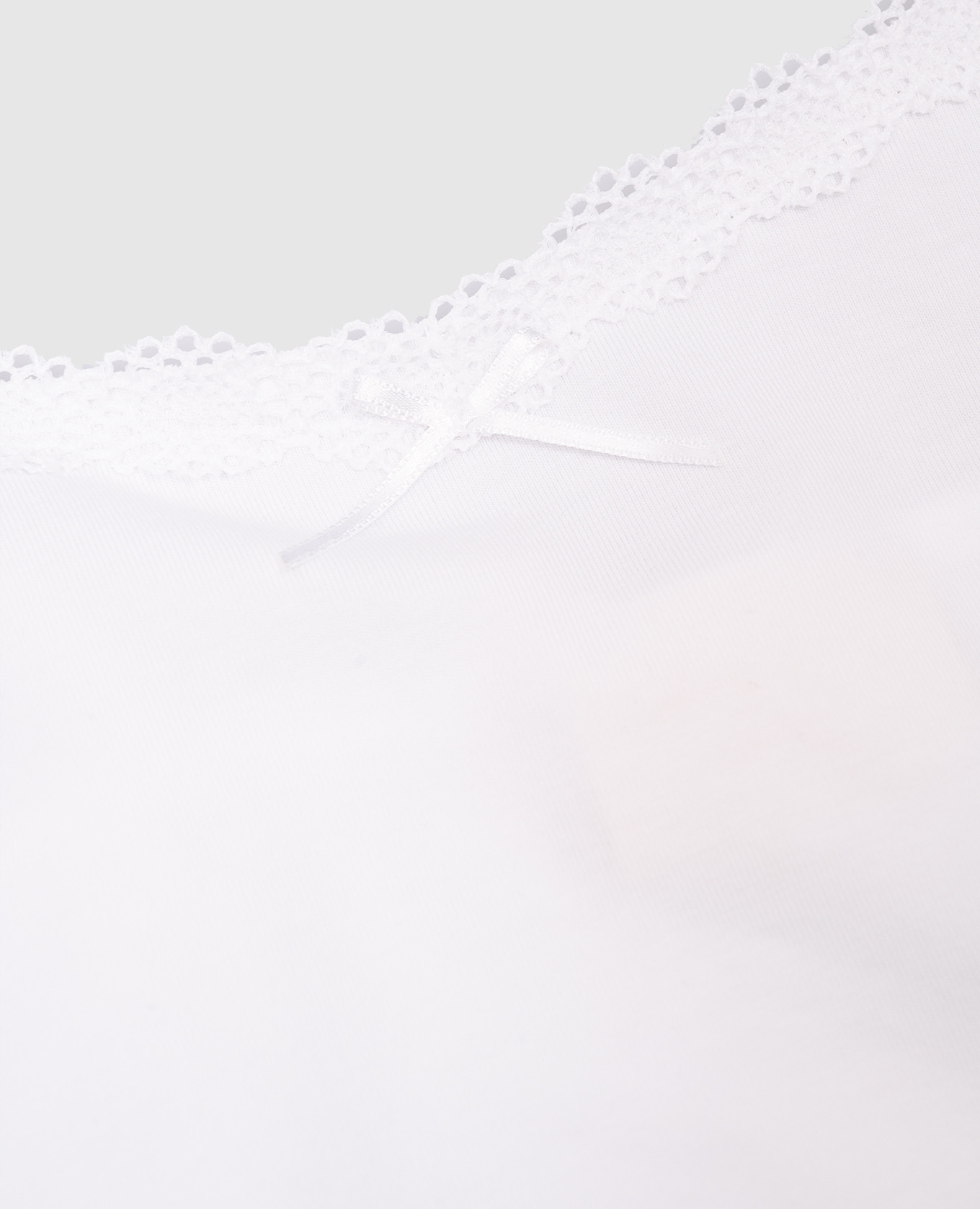 

Children's white top with lace Story Loris