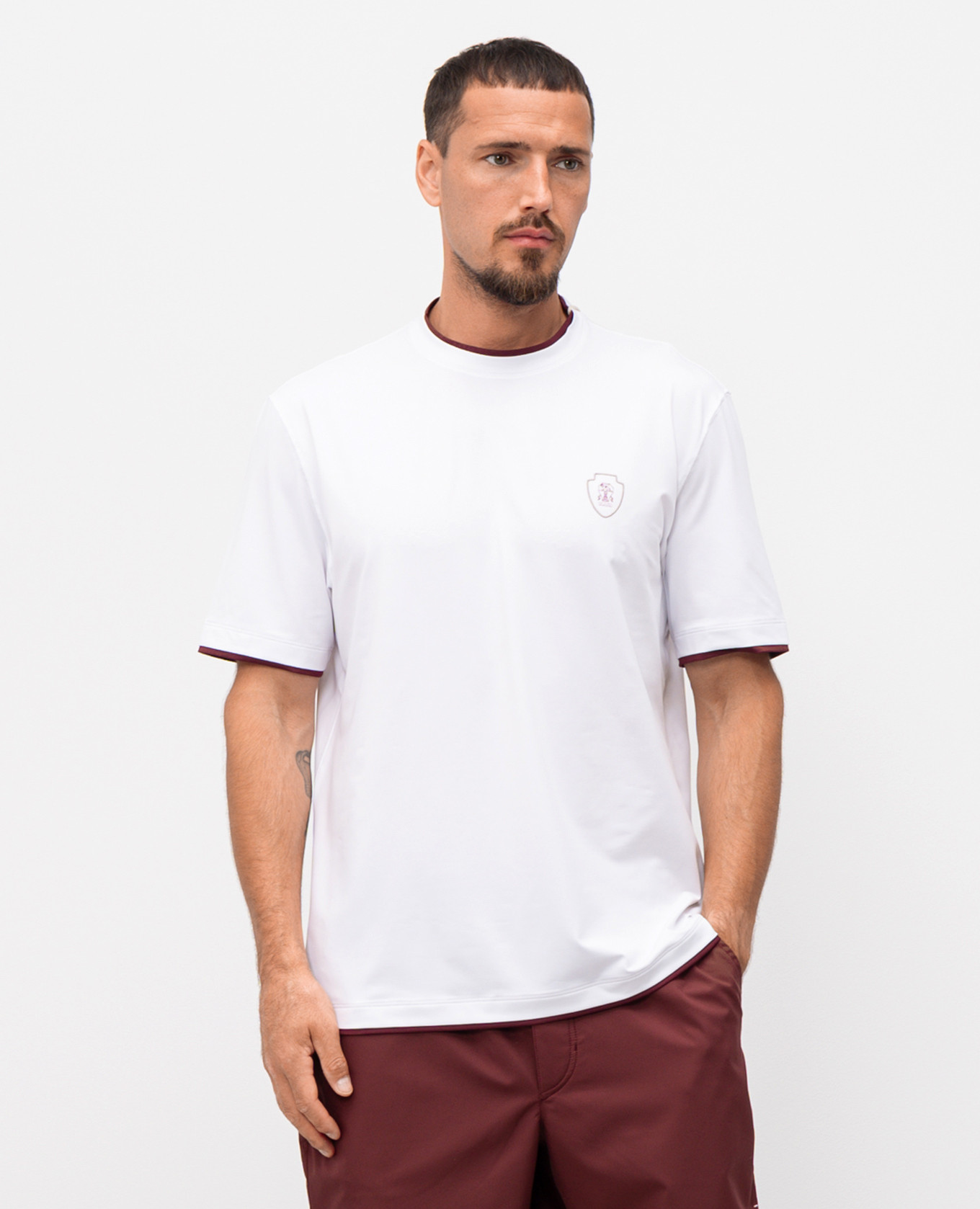 

White T-shirt with logo emblem Brunello Cucinelli