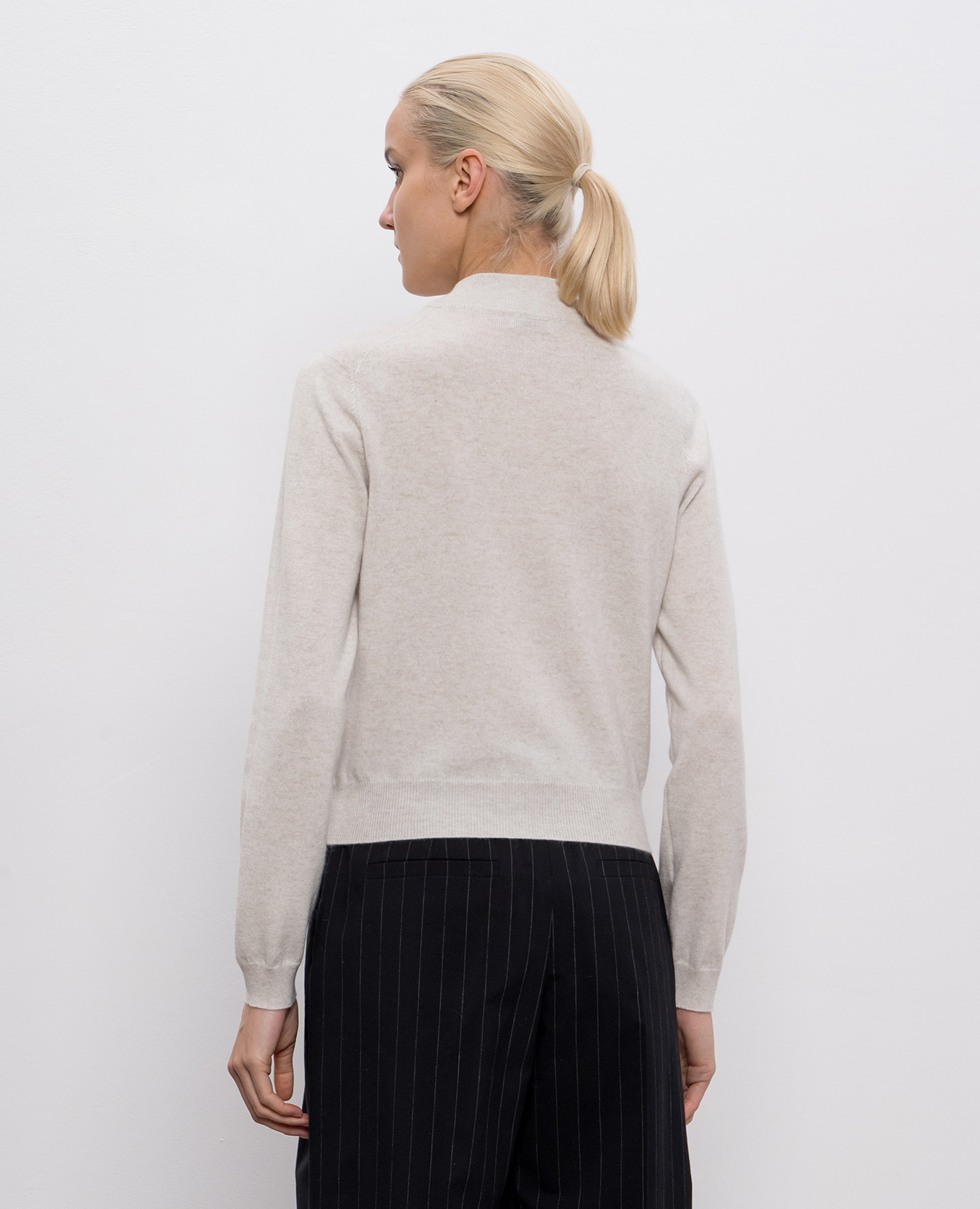 

Beige cashmere jumper with monil chain Brunello Cucinelli