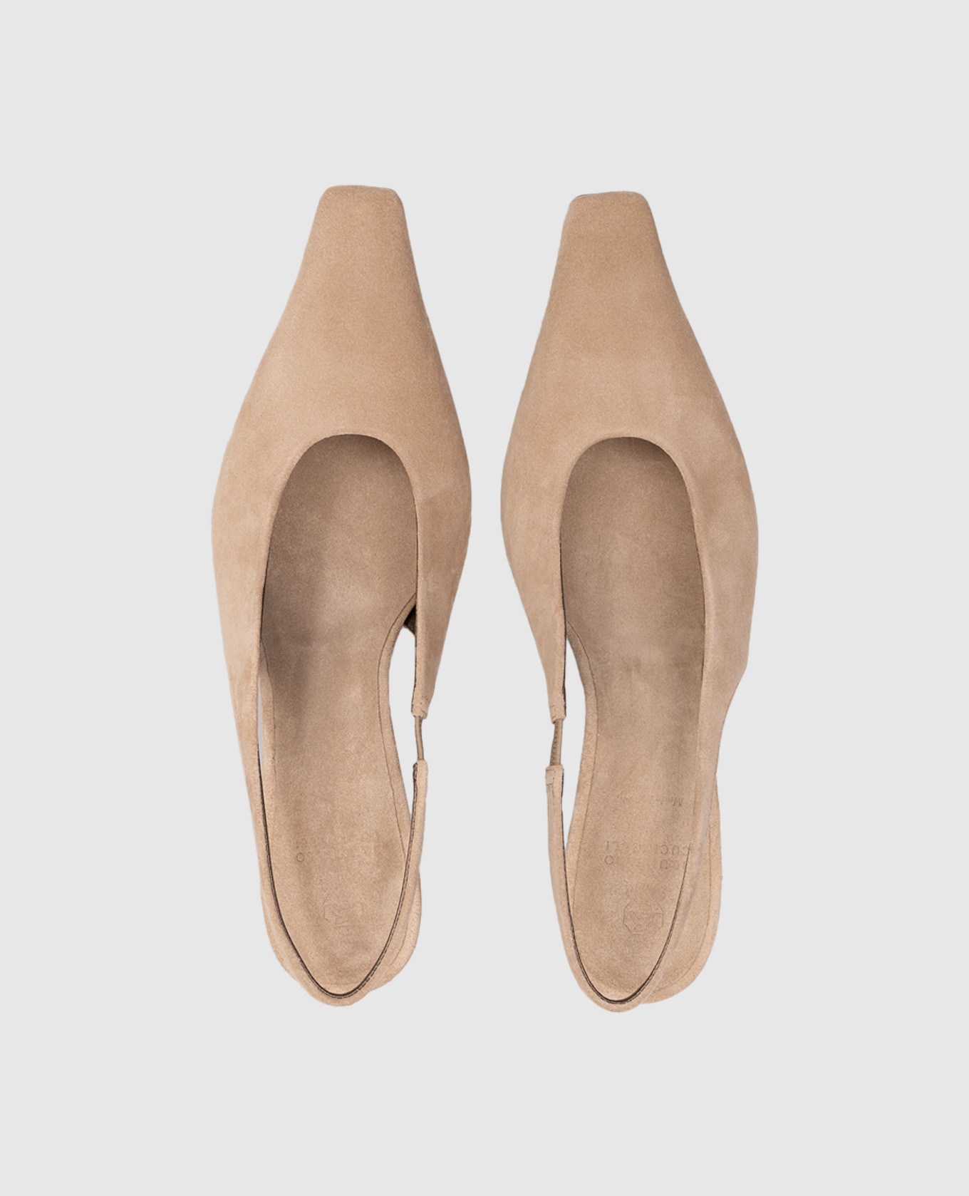 Beige suede sandals with a monil chain Brunello Cucinelli 4