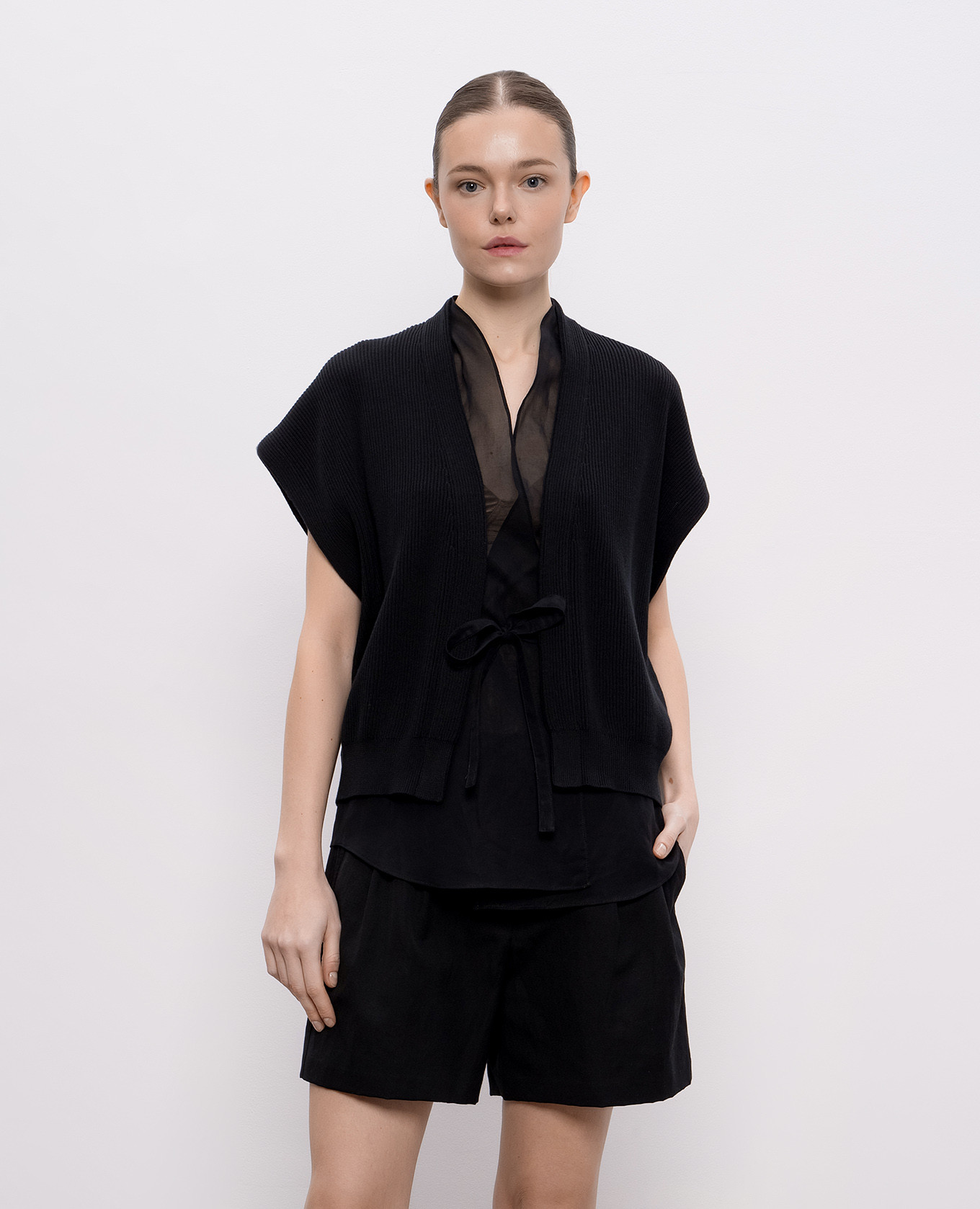 Black cardigan with a smell Brunello Cucinelli 3