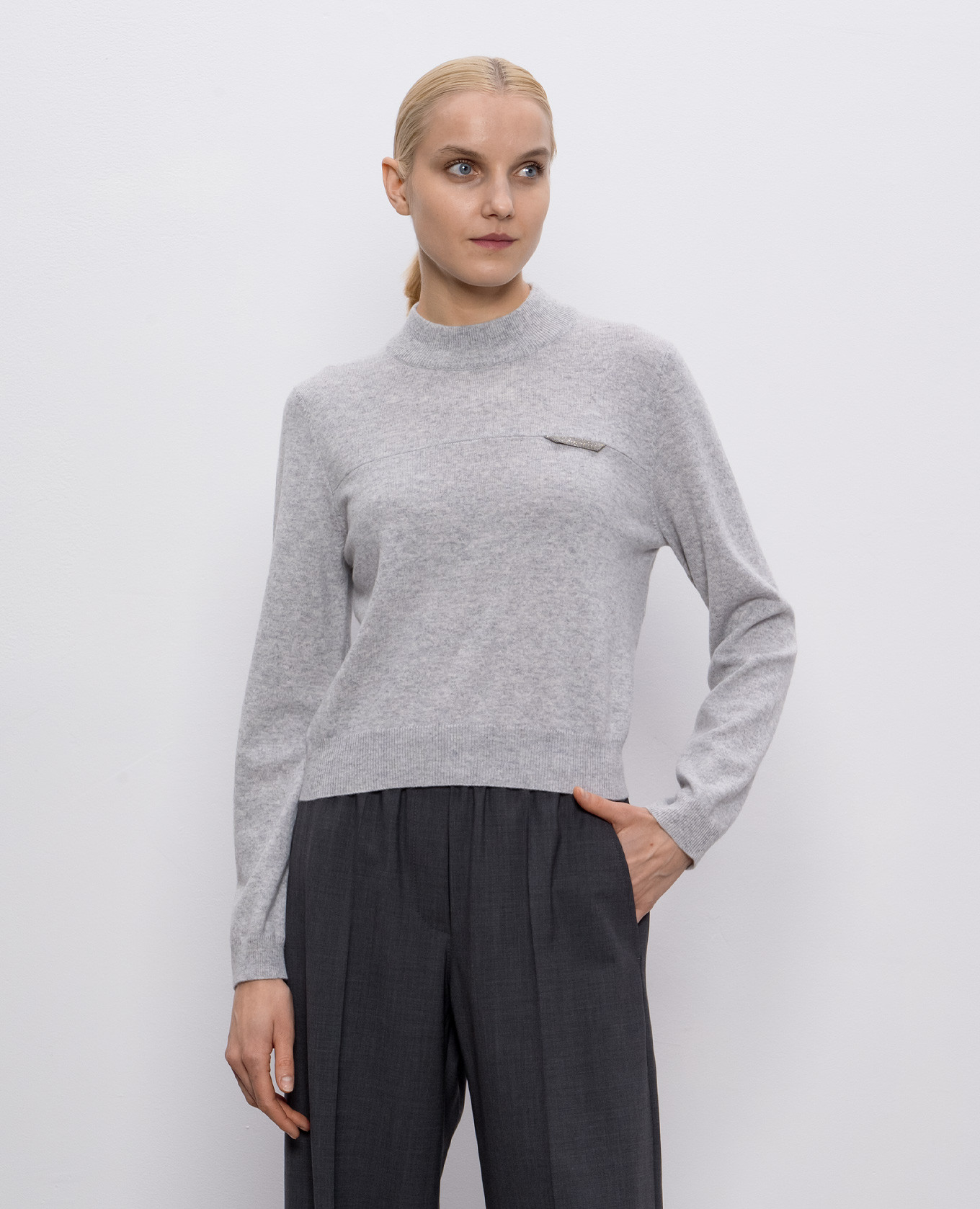 

Gray cashmere jumper with monil chain Brunello Cucinelli, Grey