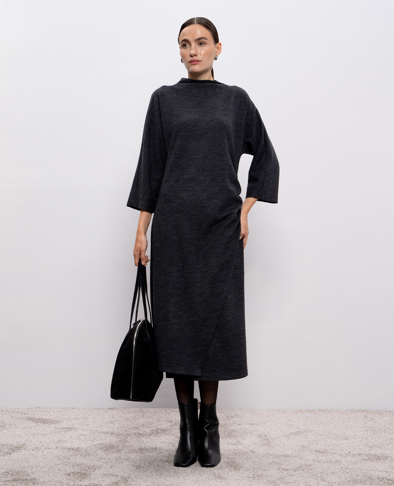 

Gray midi dress with wool Peserico, Grey