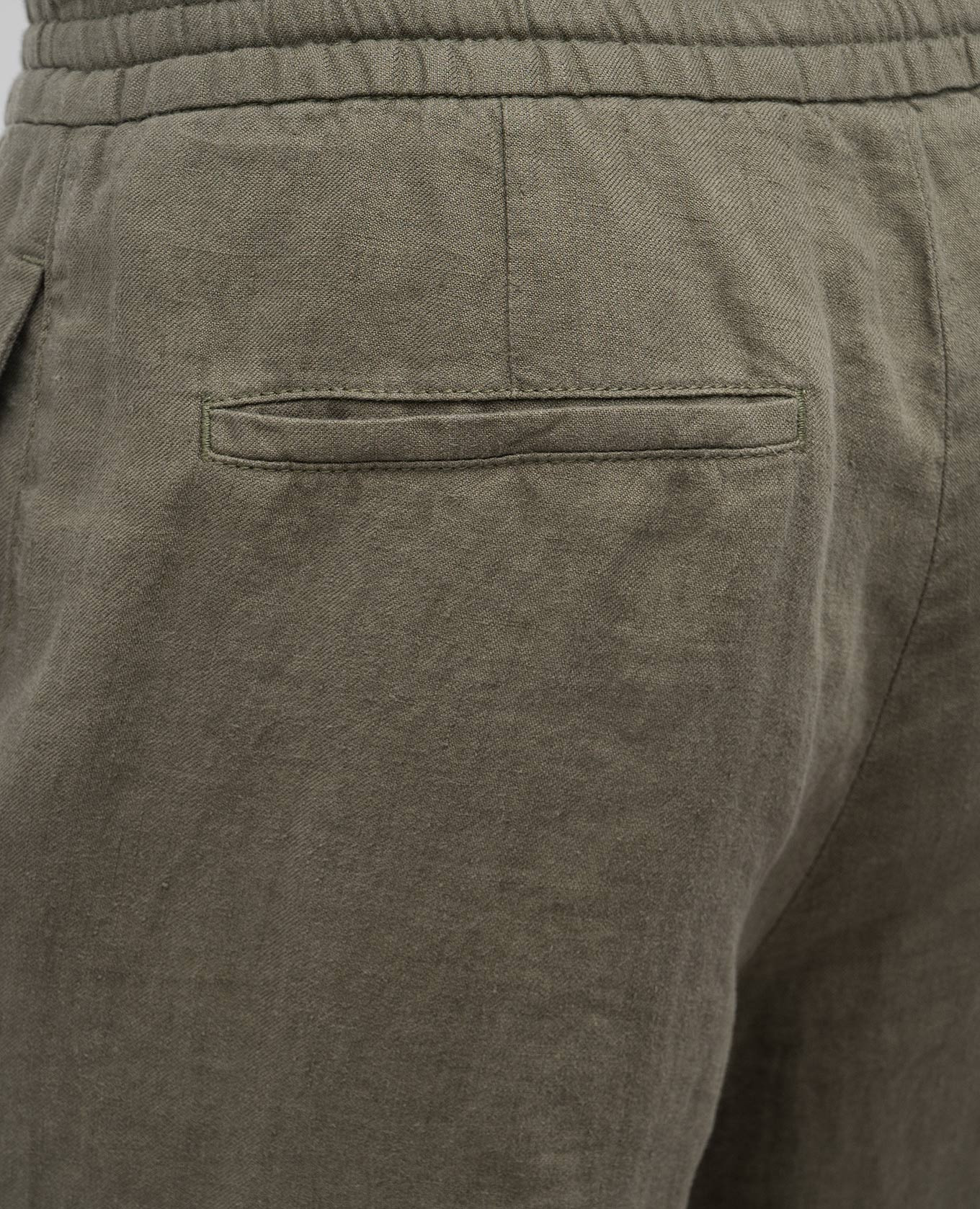 

Khaki linen pants Canali