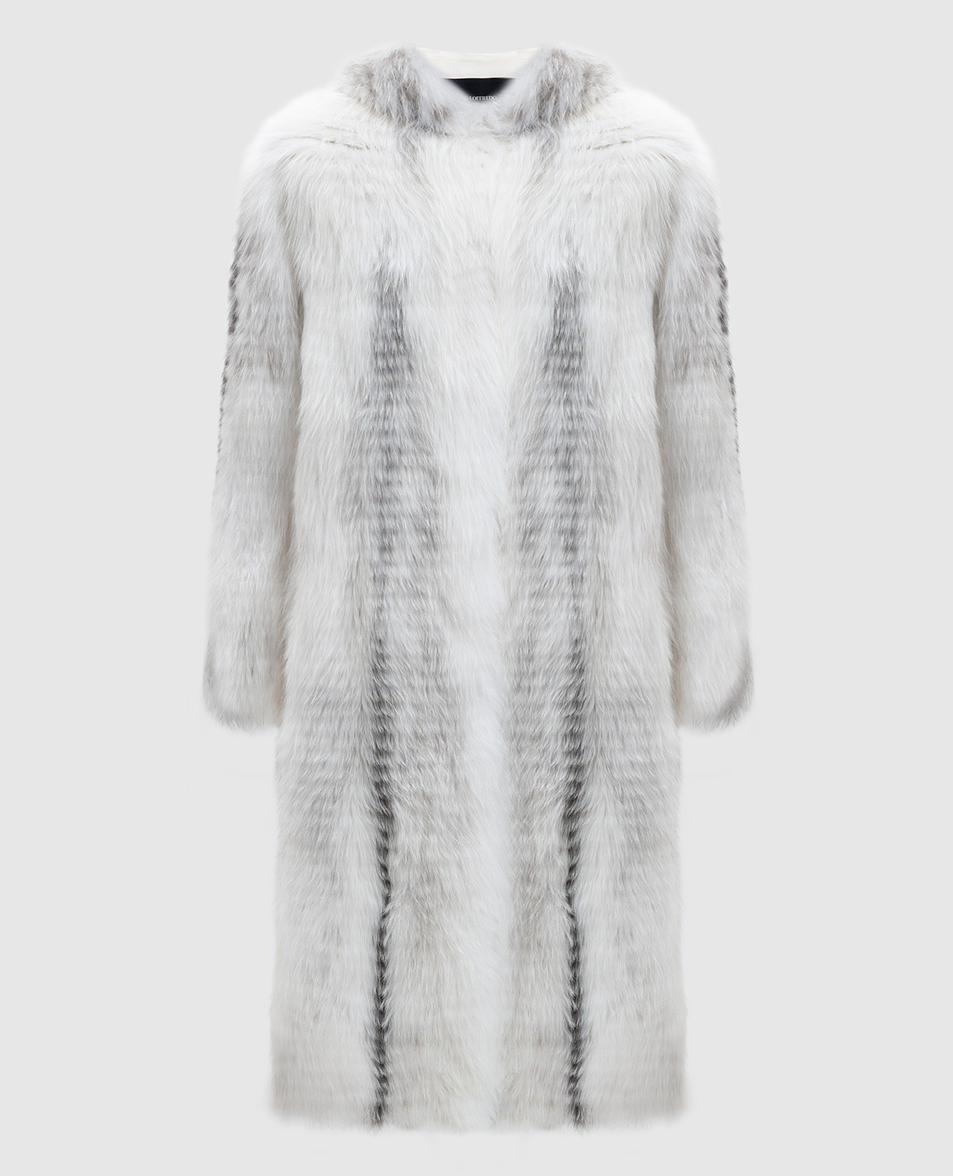 

A white fur coat made of fox fur Elpidio Loffredo