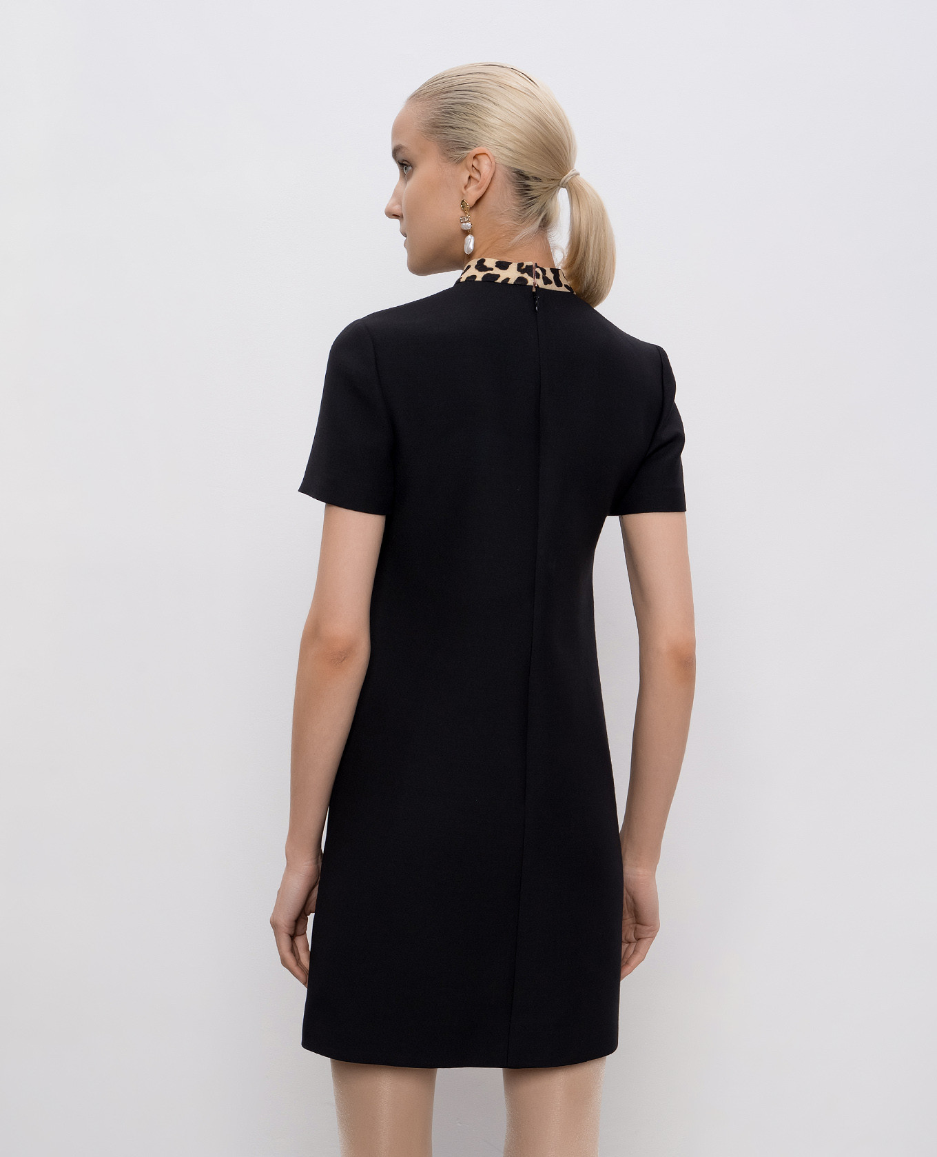 Black wool and silk mini dress Valentino 4