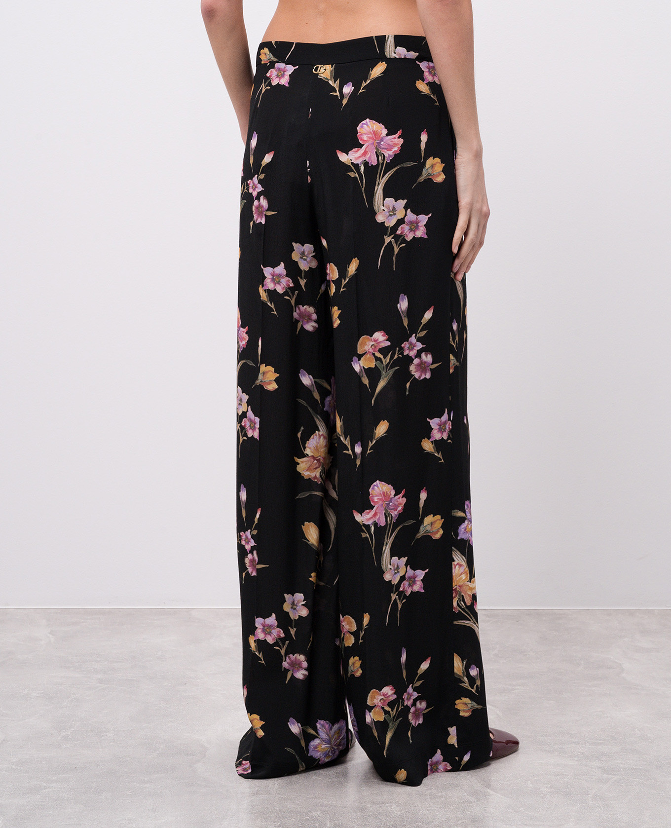 

Black floral print pants Twinset