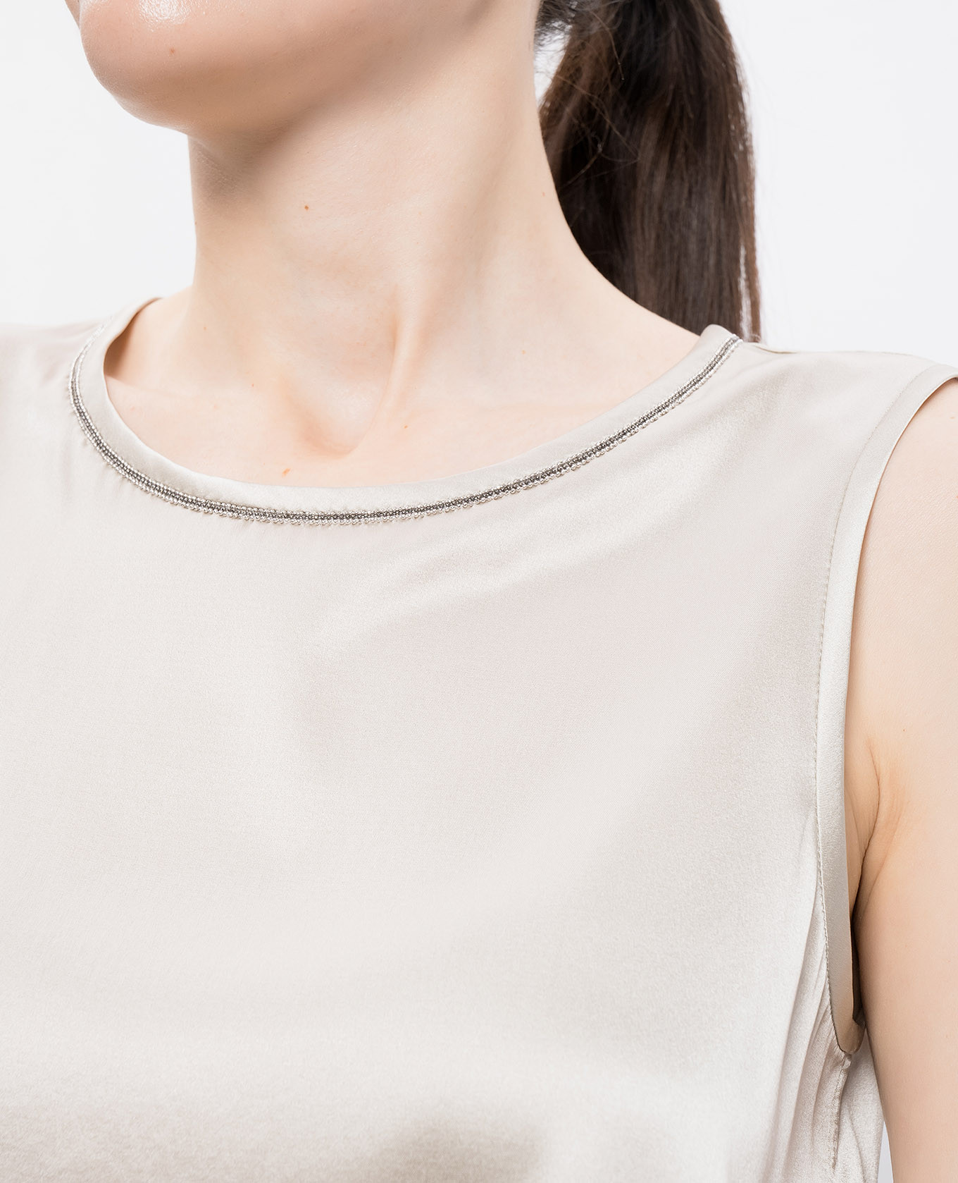 

Silk top with monil chain Peserico, Khaki