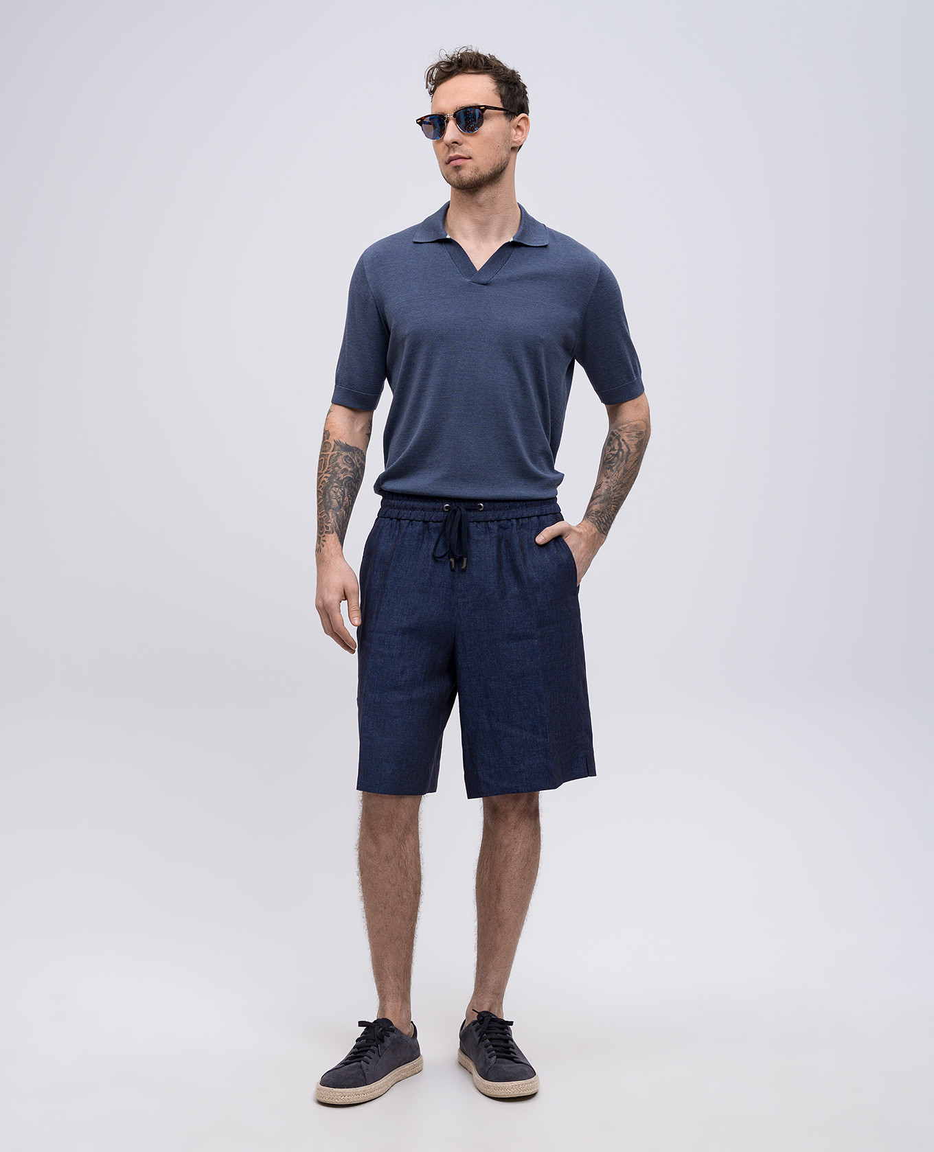 

Blue linen shorts Peserico