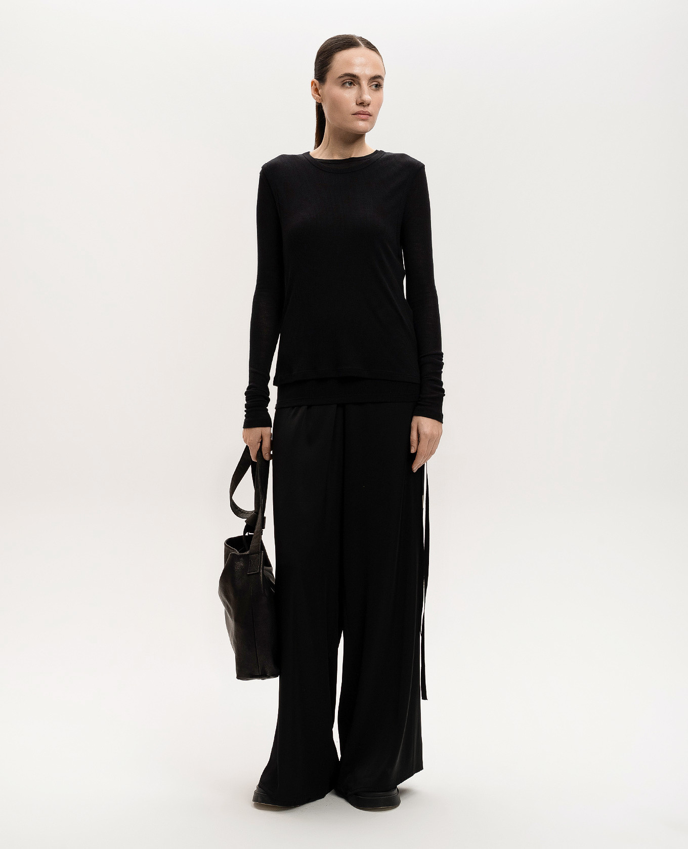 

Black ribbed top Ann Demeulemeester