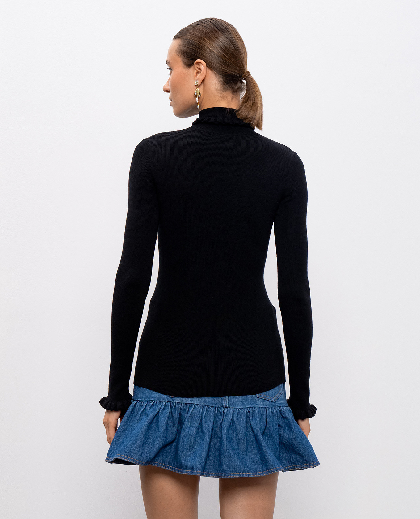 

Black wool golf Valentino