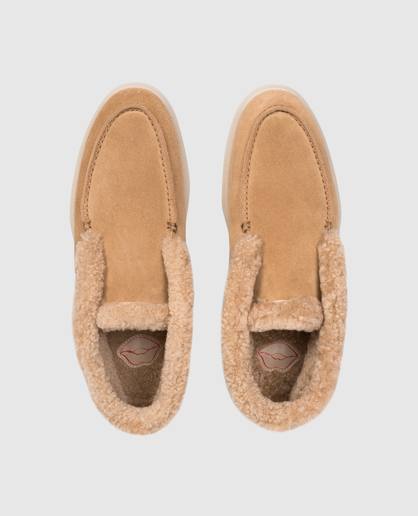 

Brown suede deserts with fur trim Babe Pay Pls