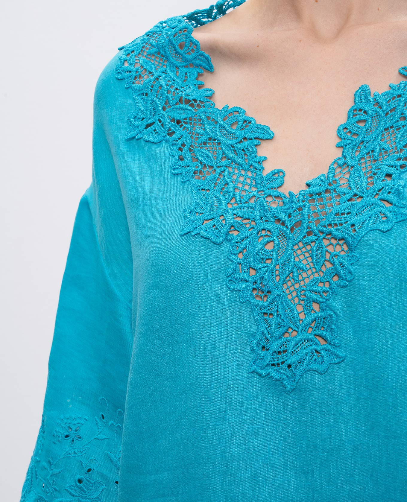 

Blue linen blouse with lace Ermanno Scervino, Light blue