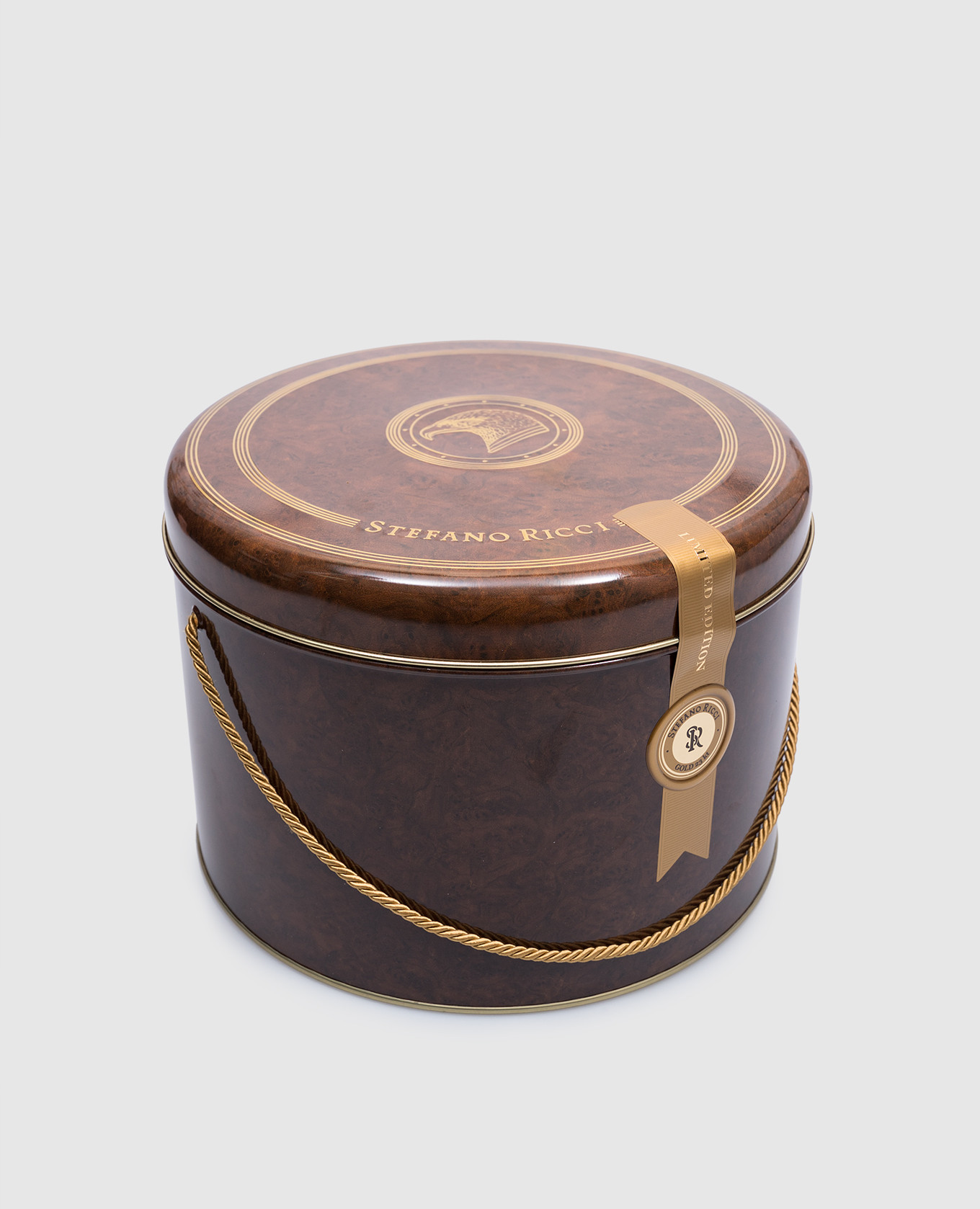 

Panettone with gianduja chocolate cream and caramelized white chocolate in a gift box 1 kg Stefano Ricci, Brown