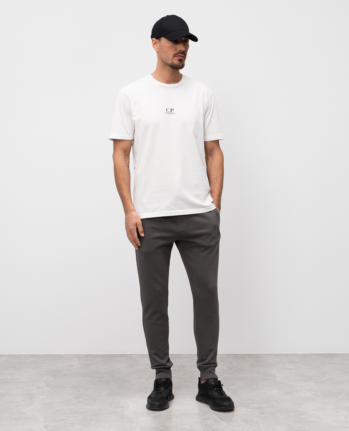 

Grey sweatpants with logo embroidery C.P. Company