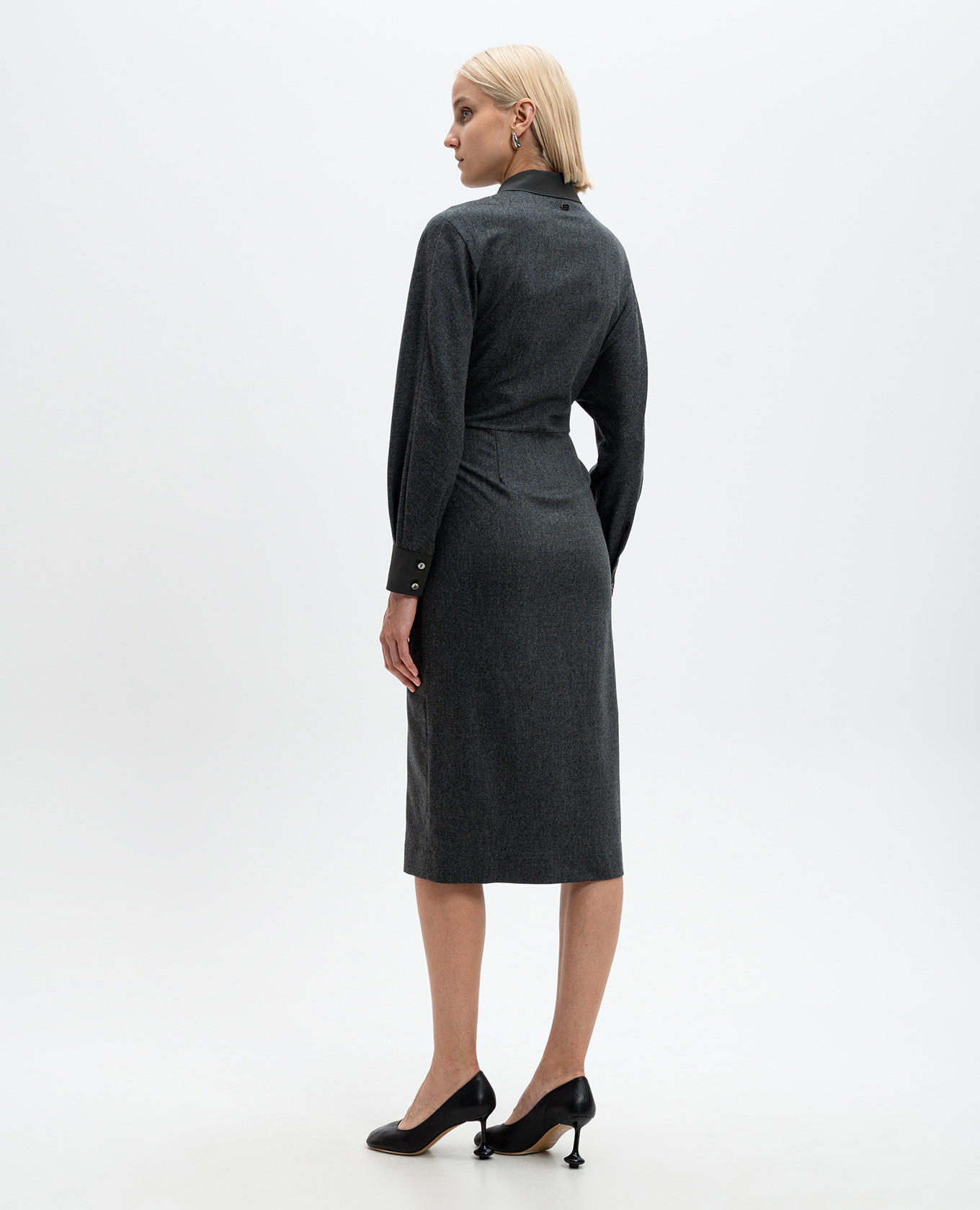 Gray wool and cashmere shirt dress with metallic logo Agnona 4