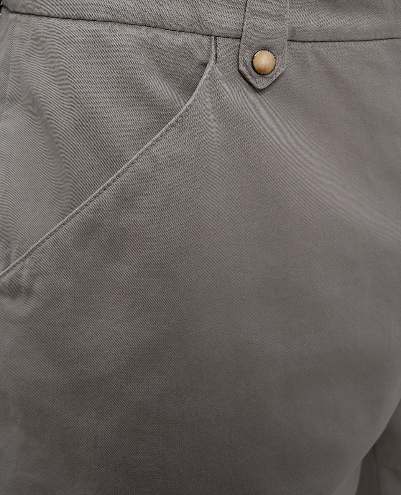 

Khaki Bermuda shorts Brunello Cucinelli
