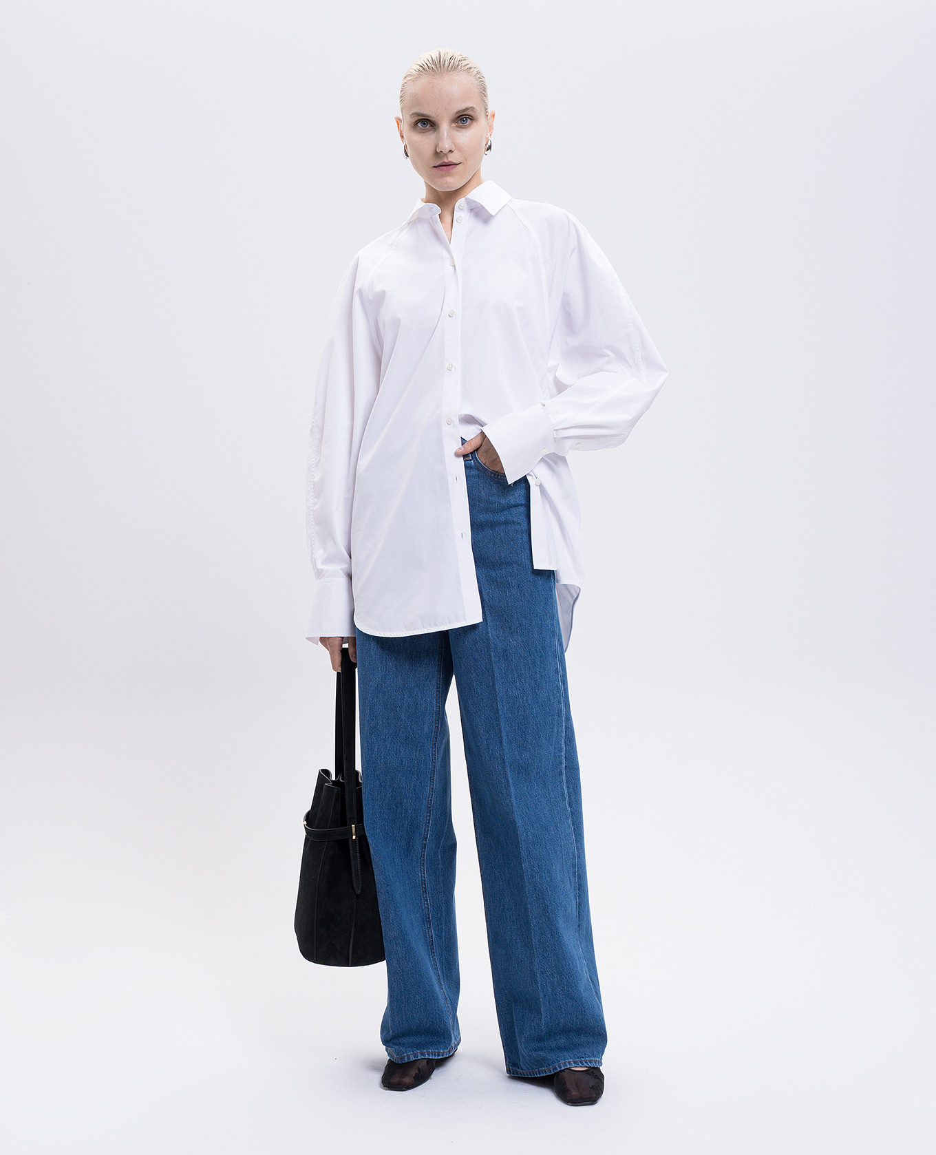 

Blue jeans with logo patch Toteme