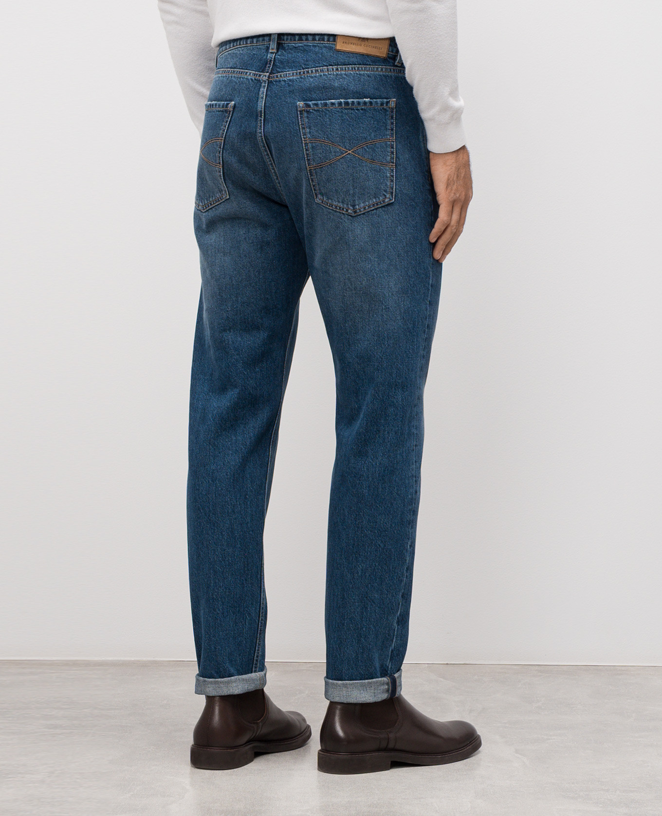 

Blue jeans with a worn effect Brunello Cucinelli