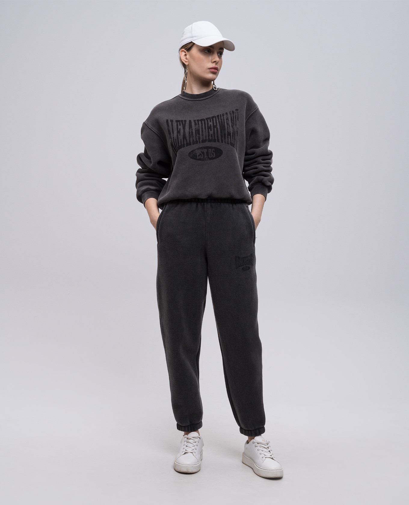 

Grey insulated sweatshirt with logo print Alexander Wang