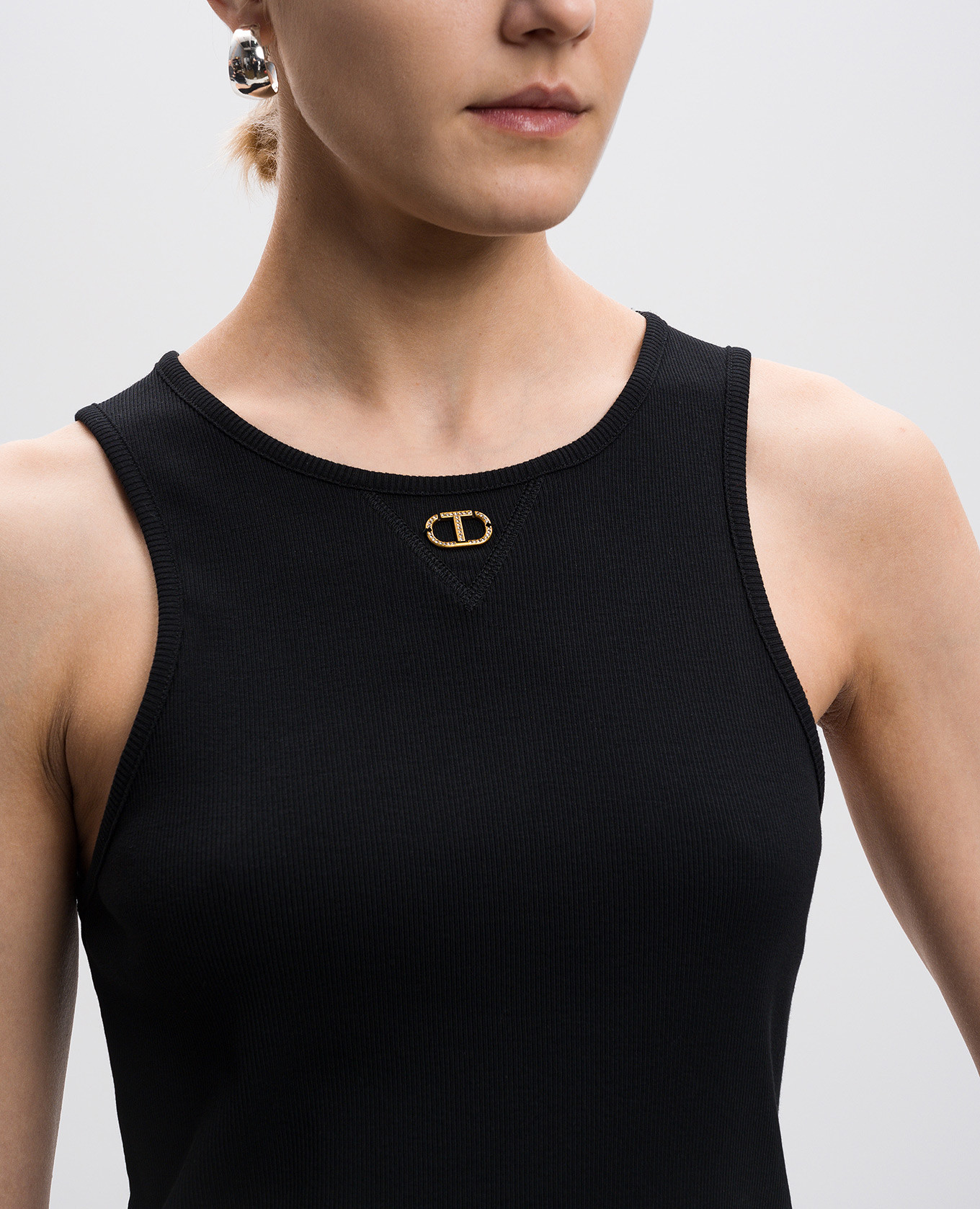 

Black ribbed top with logo Twinset