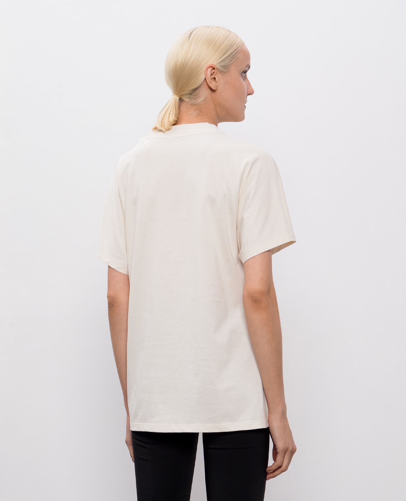 

Beige T-shirt with logo Moncler