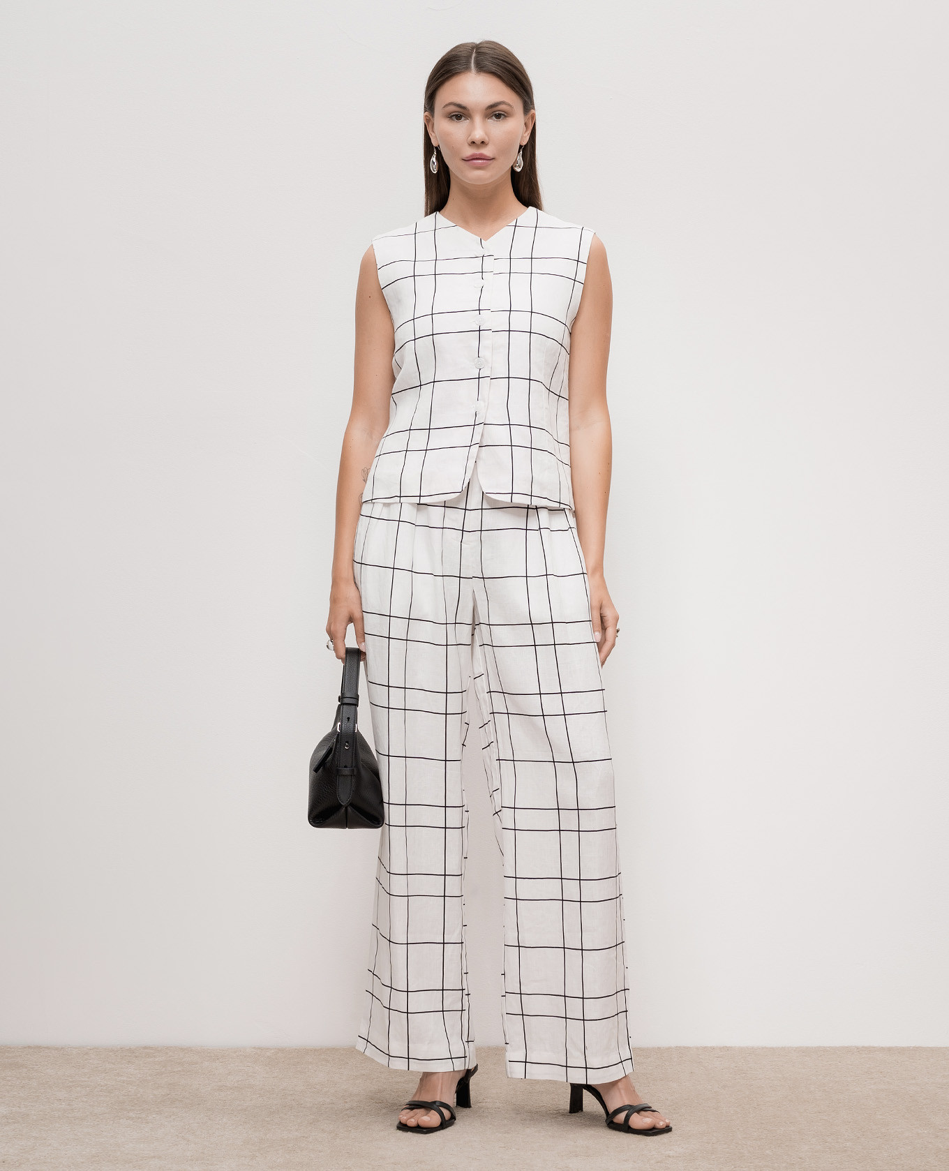 

White vest Genio Letizia made of checked linen Faithfull