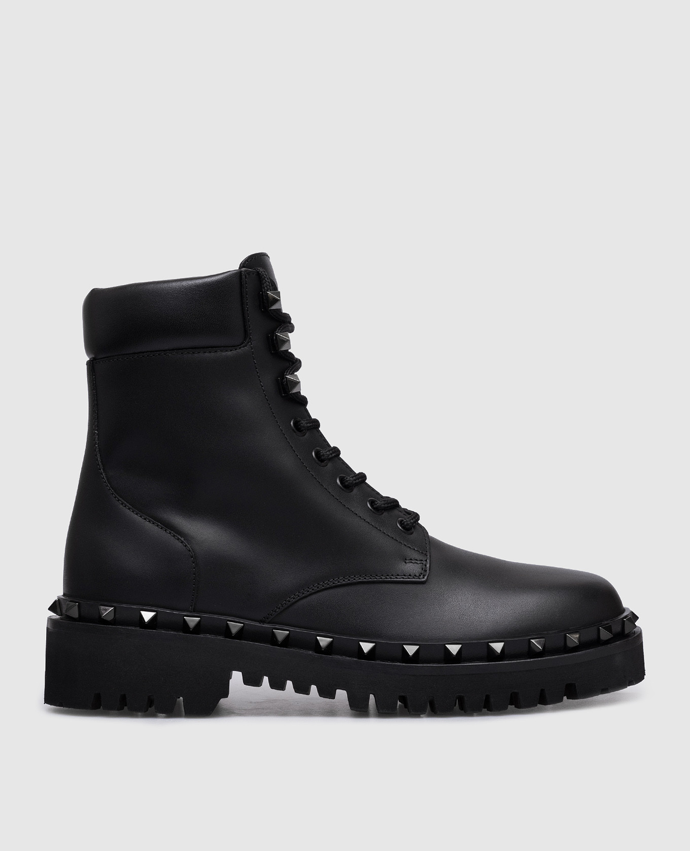 Black logo rockstud leather boots valentino