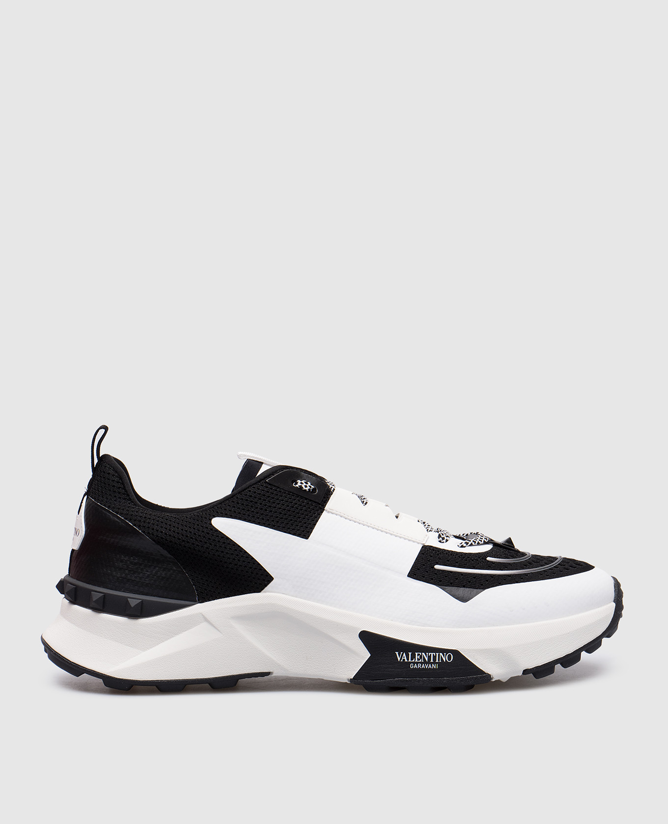 Black sneakers true act valentino