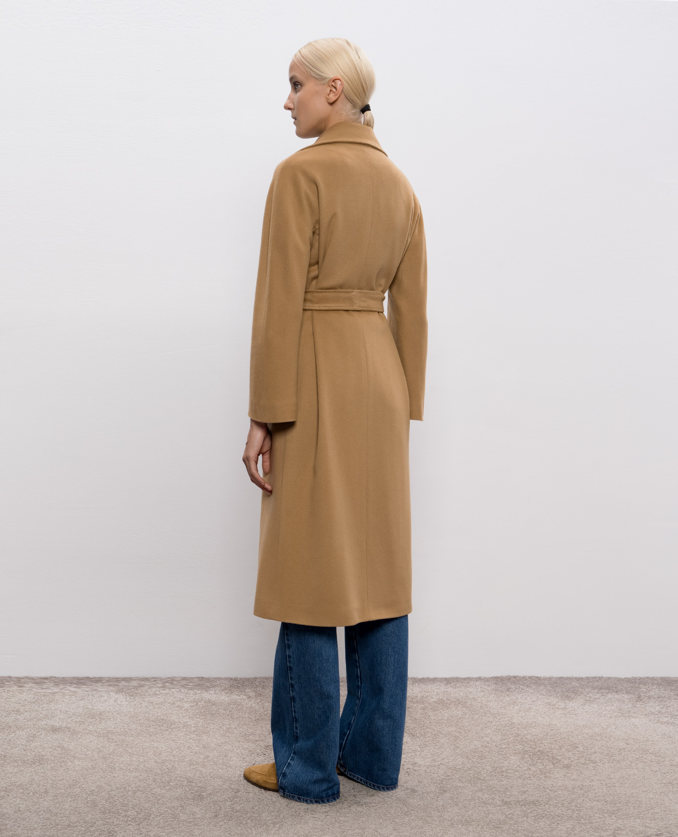 

Beige cashmere coat Heresis