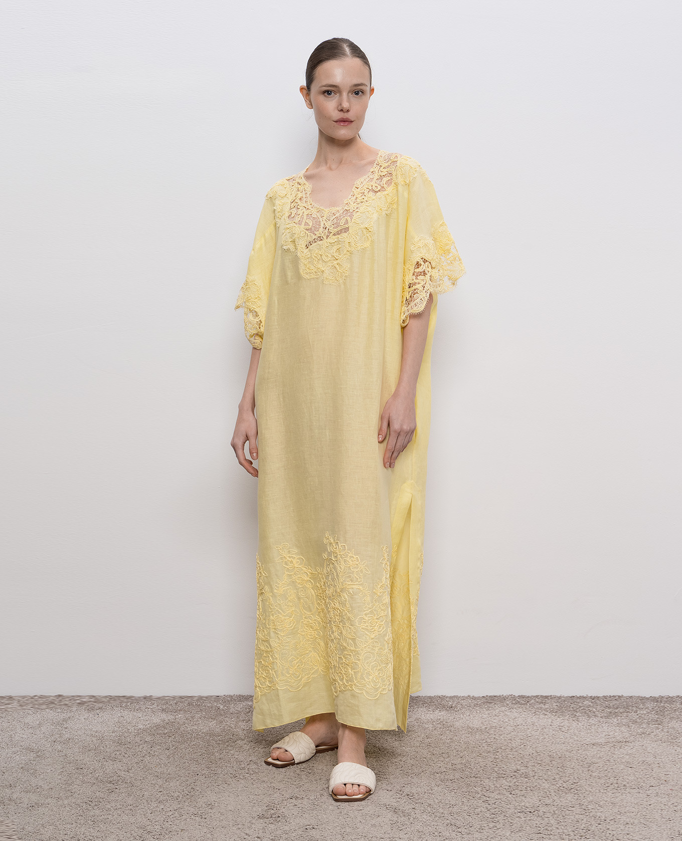 

Yellow linen dress with lace Ermanno Scervino