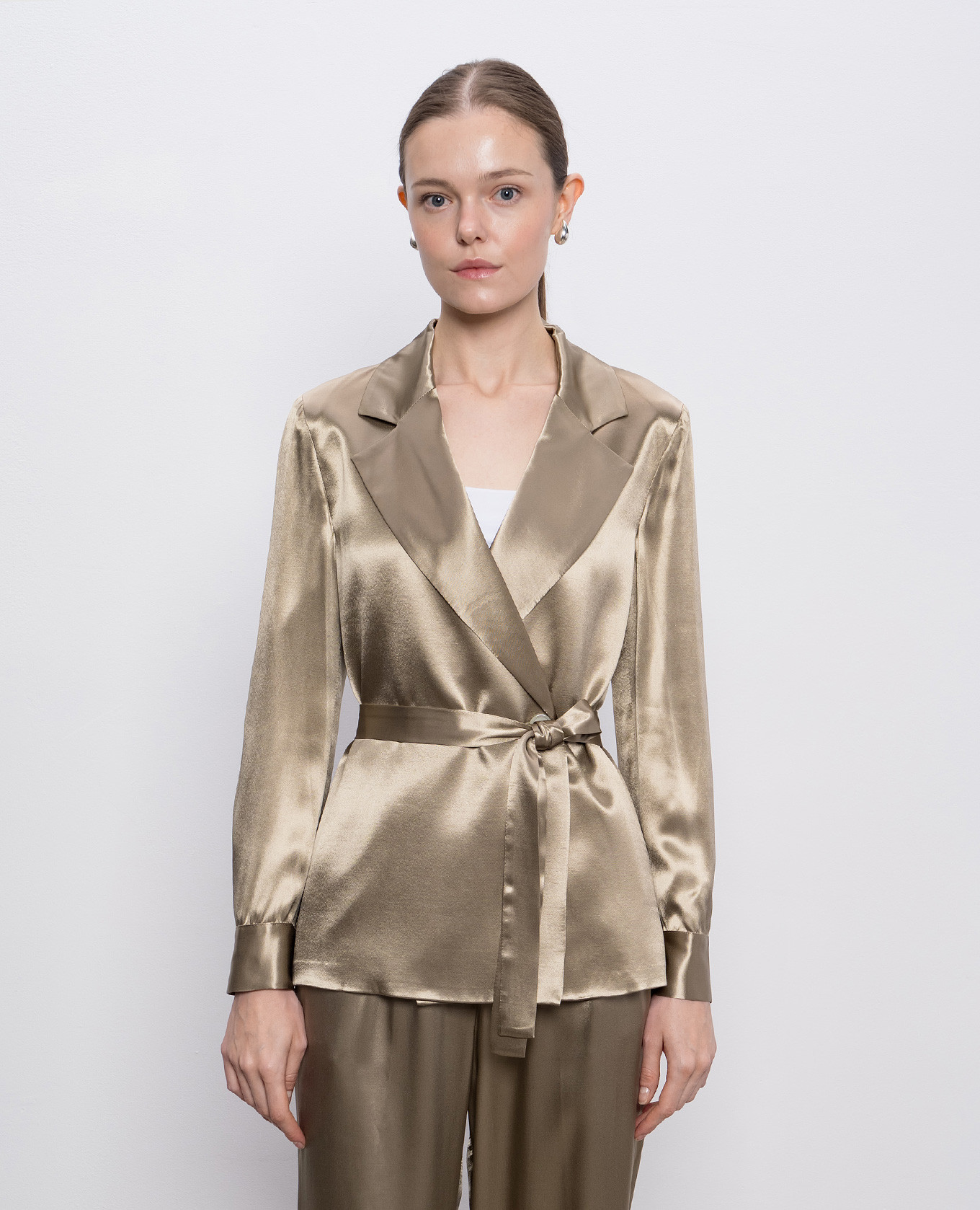 

Beige double-breasted jacket Peserico