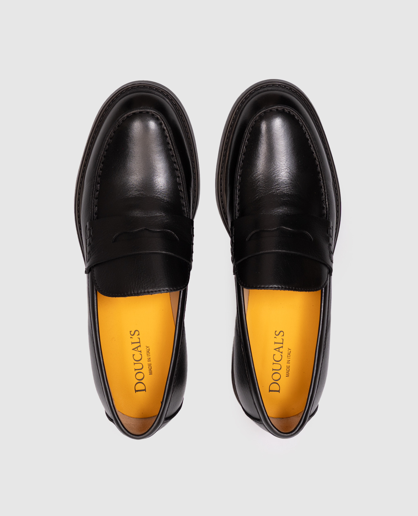 Black leather loafers Doucal's 4