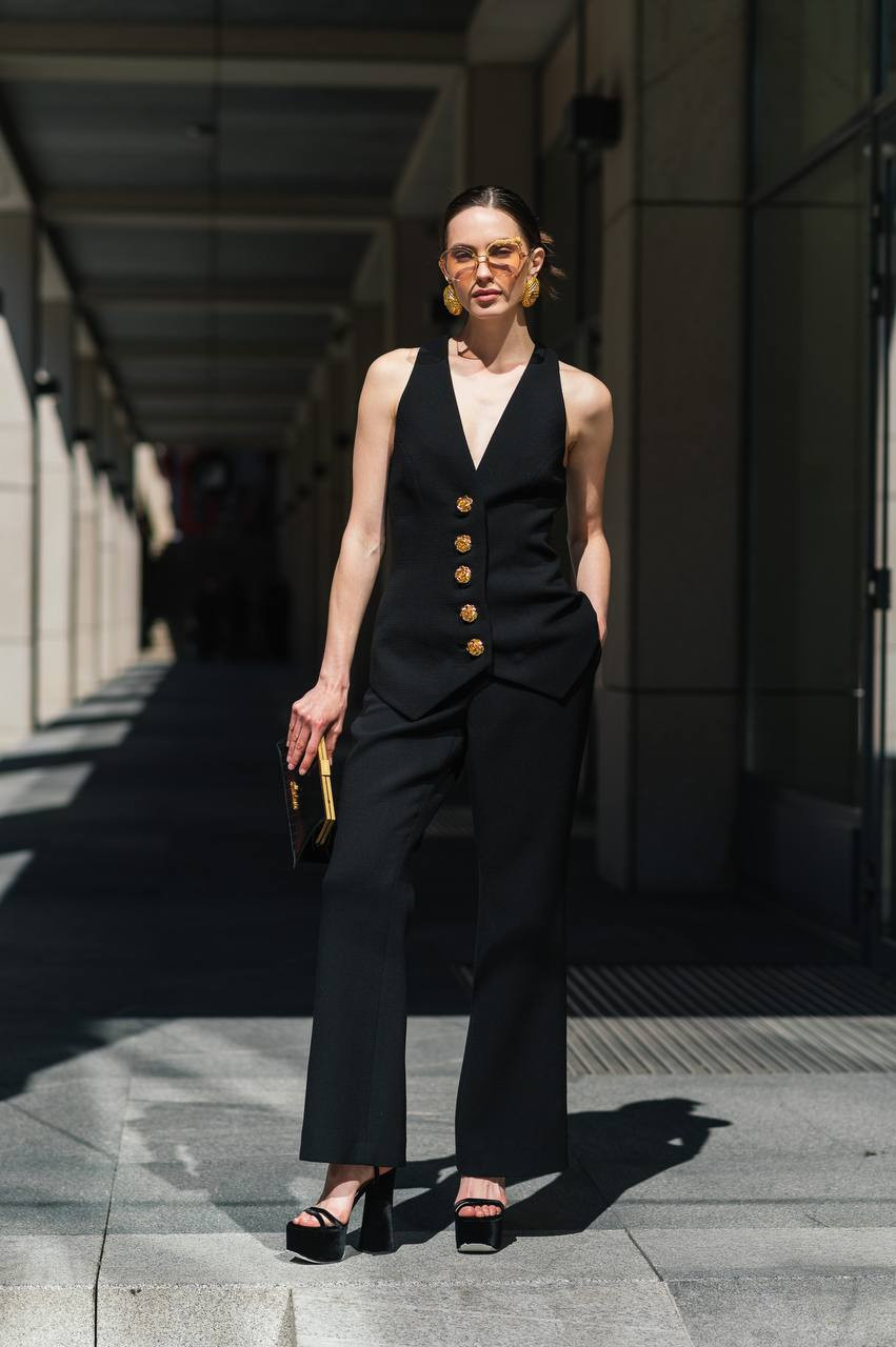 Black vest made of wool Balmain 7