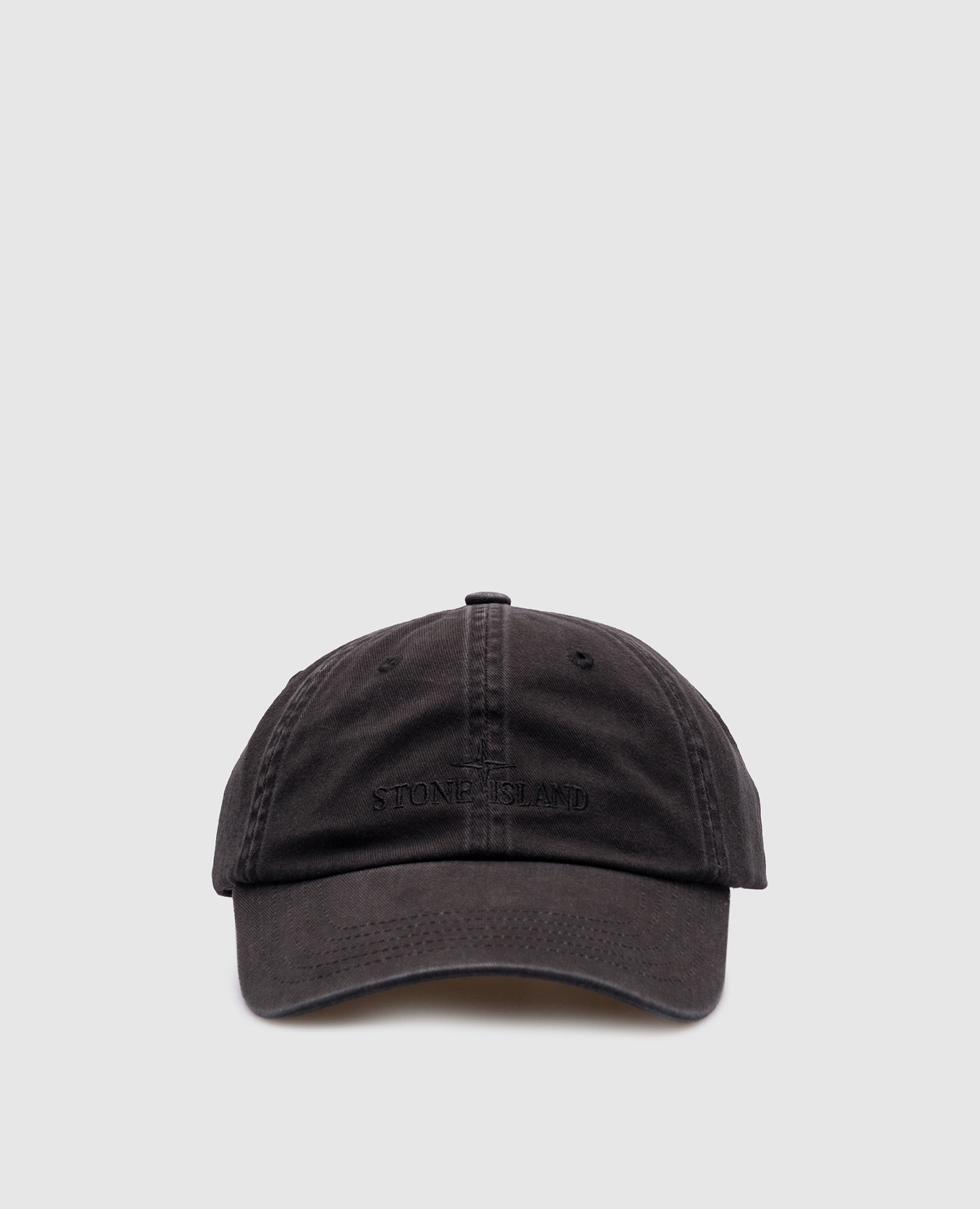 

Black cap with logo embroidery Stone Island