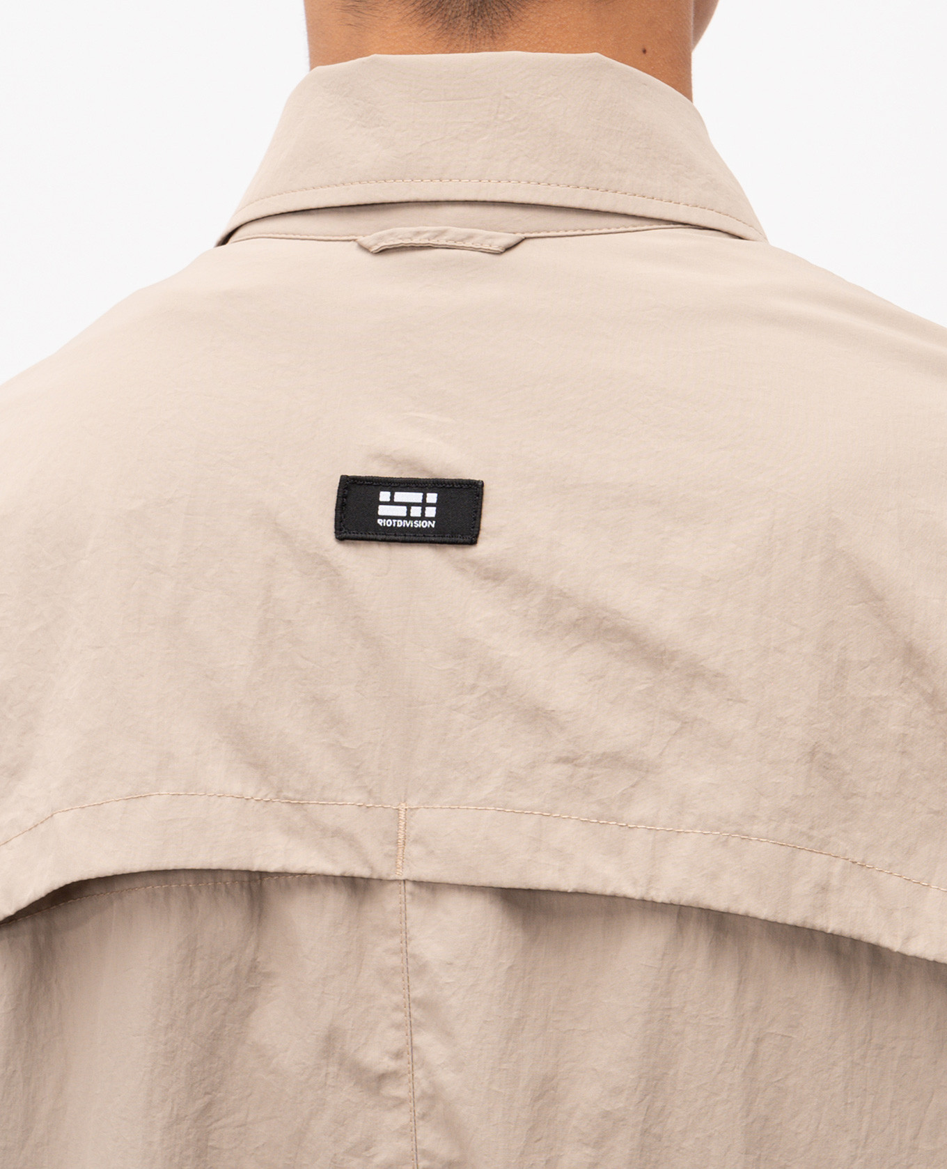 

RD-BSS beige straight-cut shirt with logo Riotdivision