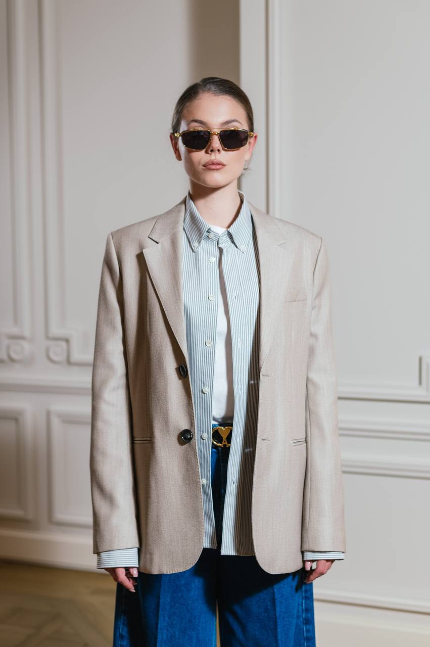 

Striped shirt with contrasting Ami de Coeur emblem embroidery Ami Paris, White