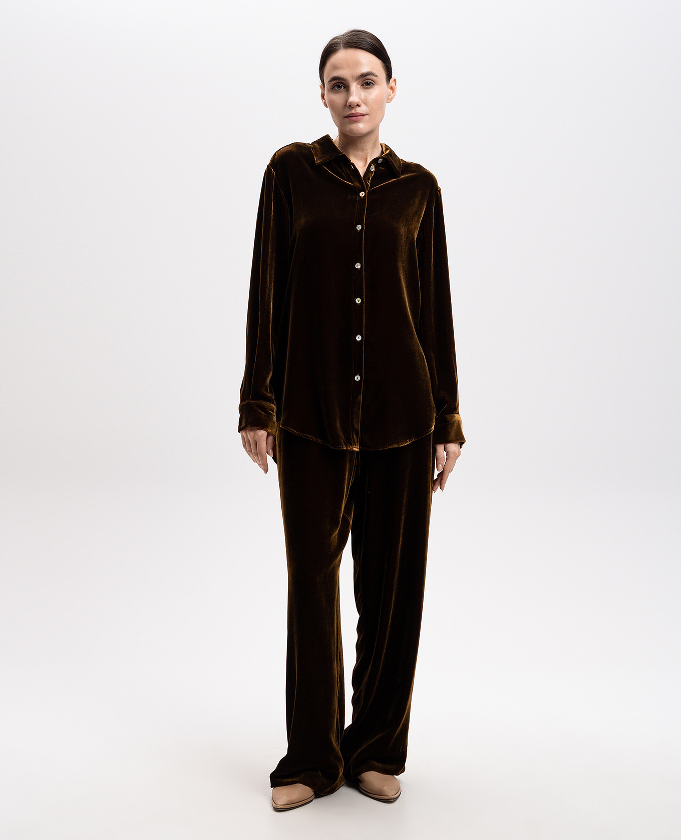 

London pajama-style brown velvet pants with silk Asceno