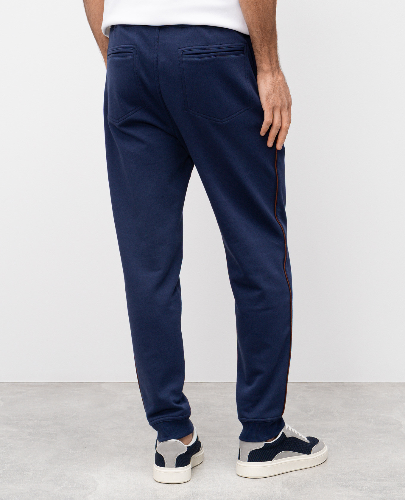 Blue joggers with contrast trim Brunello Cucinelli 4