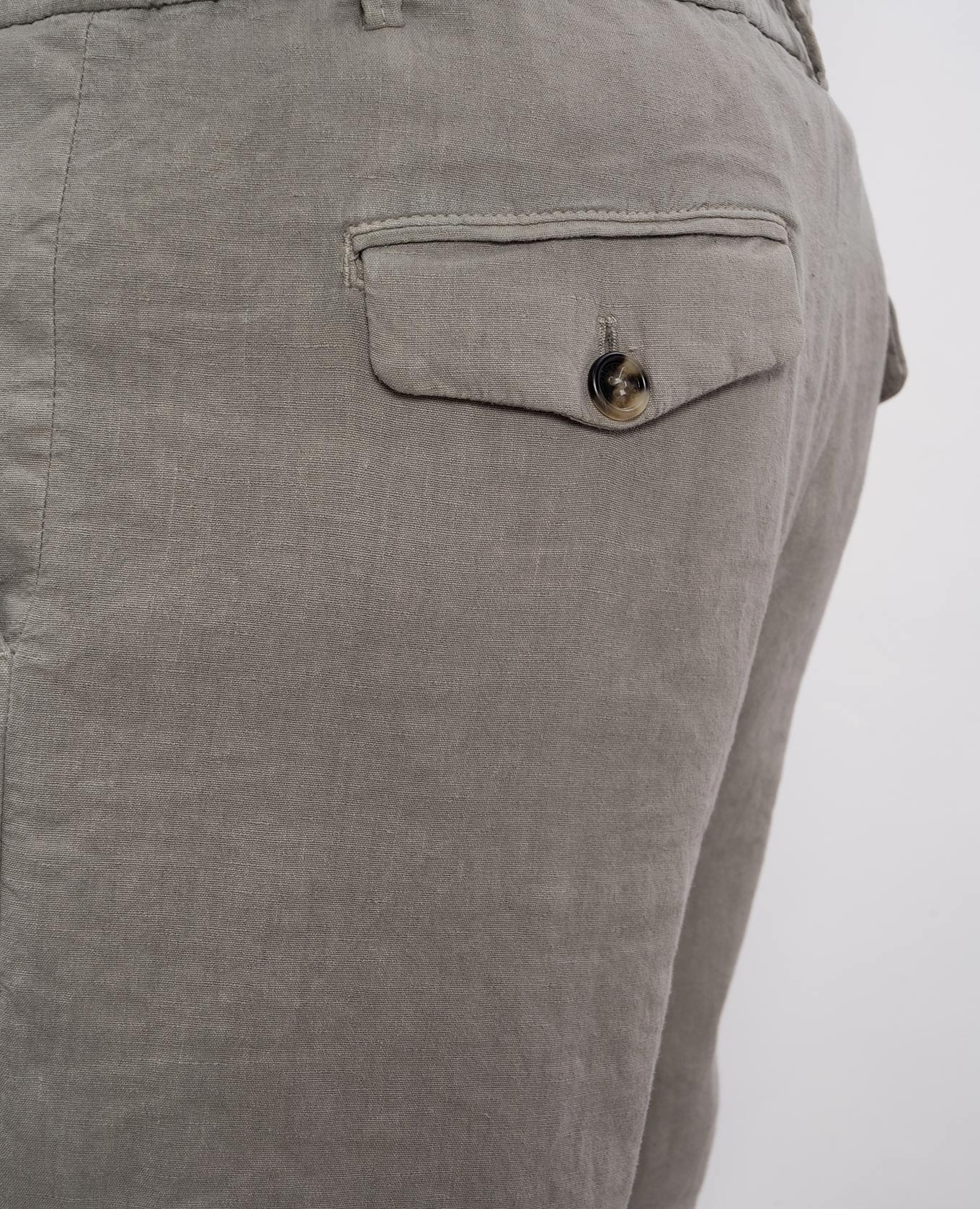 

Green linen shorts Brunello Cucinelli